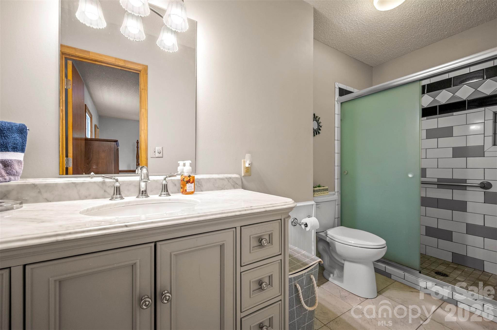 236 Cardinal Road 43 Property Photo 28