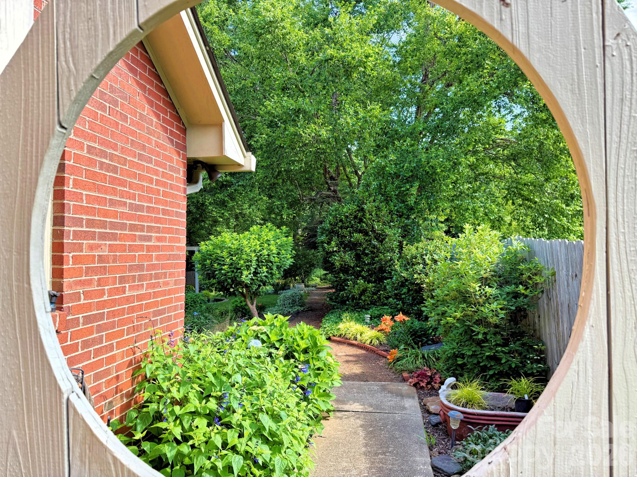 7029 Forest Hills Drive Property Photo 15