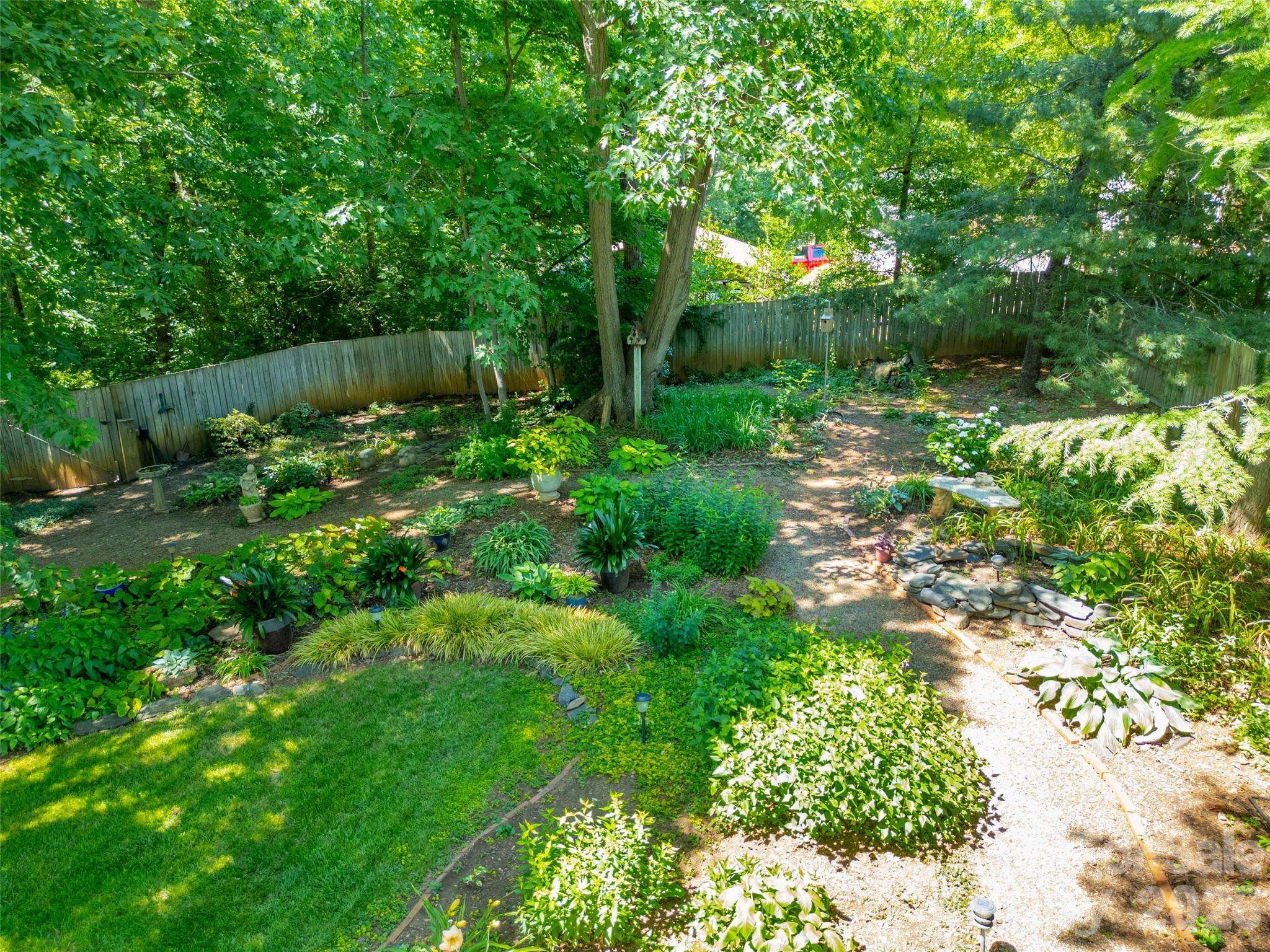 7029 Forest Hills Drive Property Photo 21
