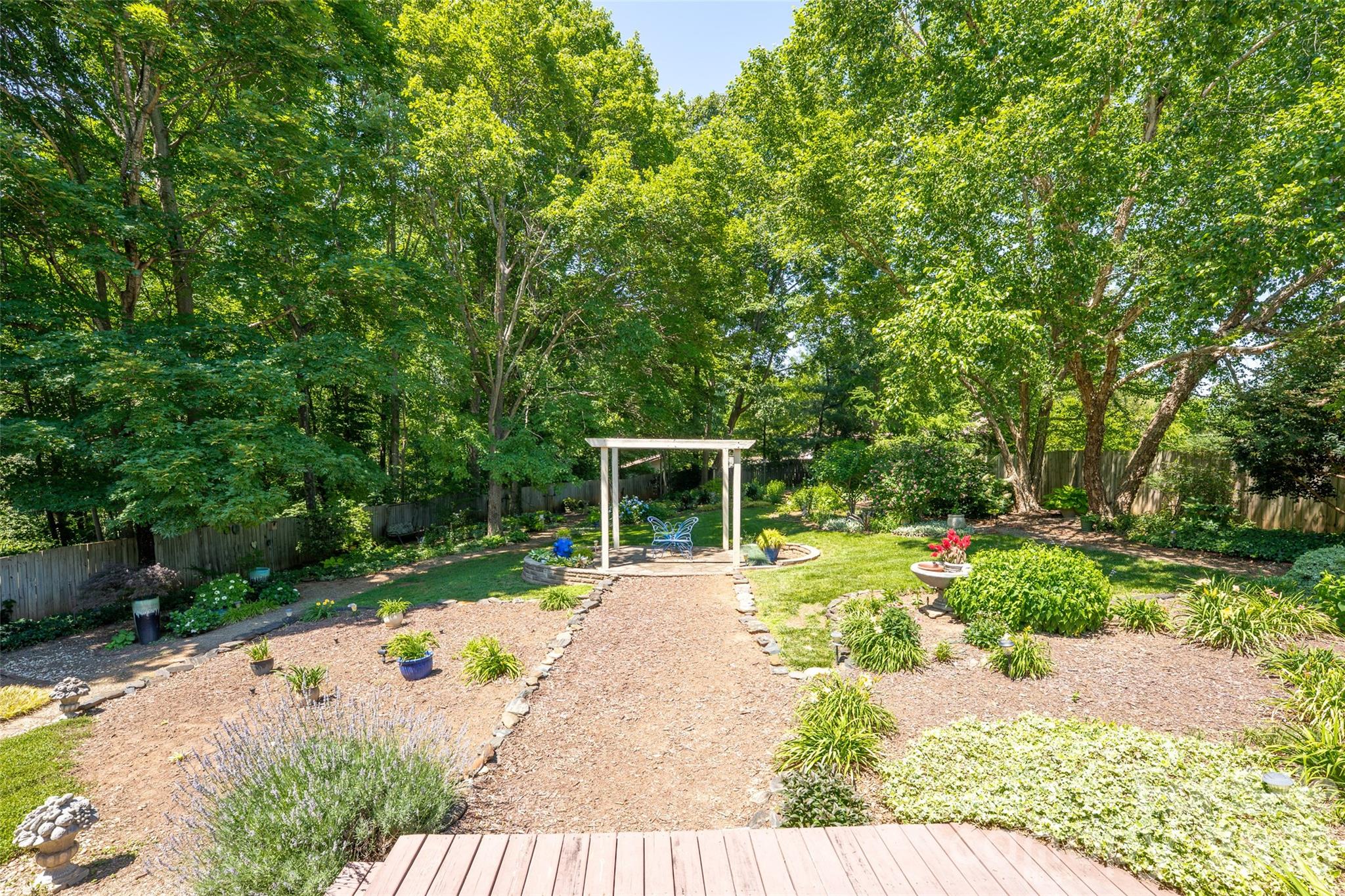 7029 Forest Hills Drive Property Photo 23
