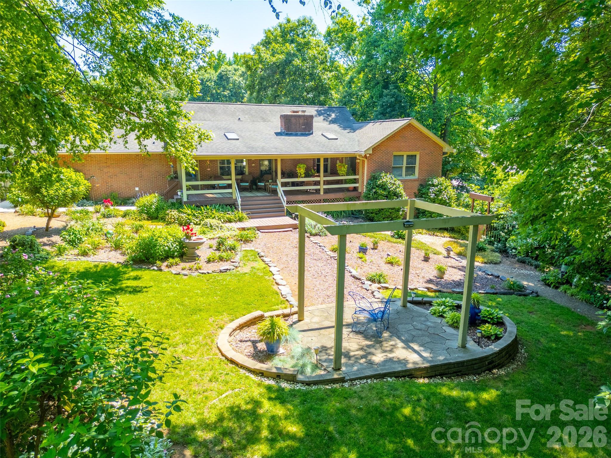 7029 Forest Hills Drive Property Photo 25