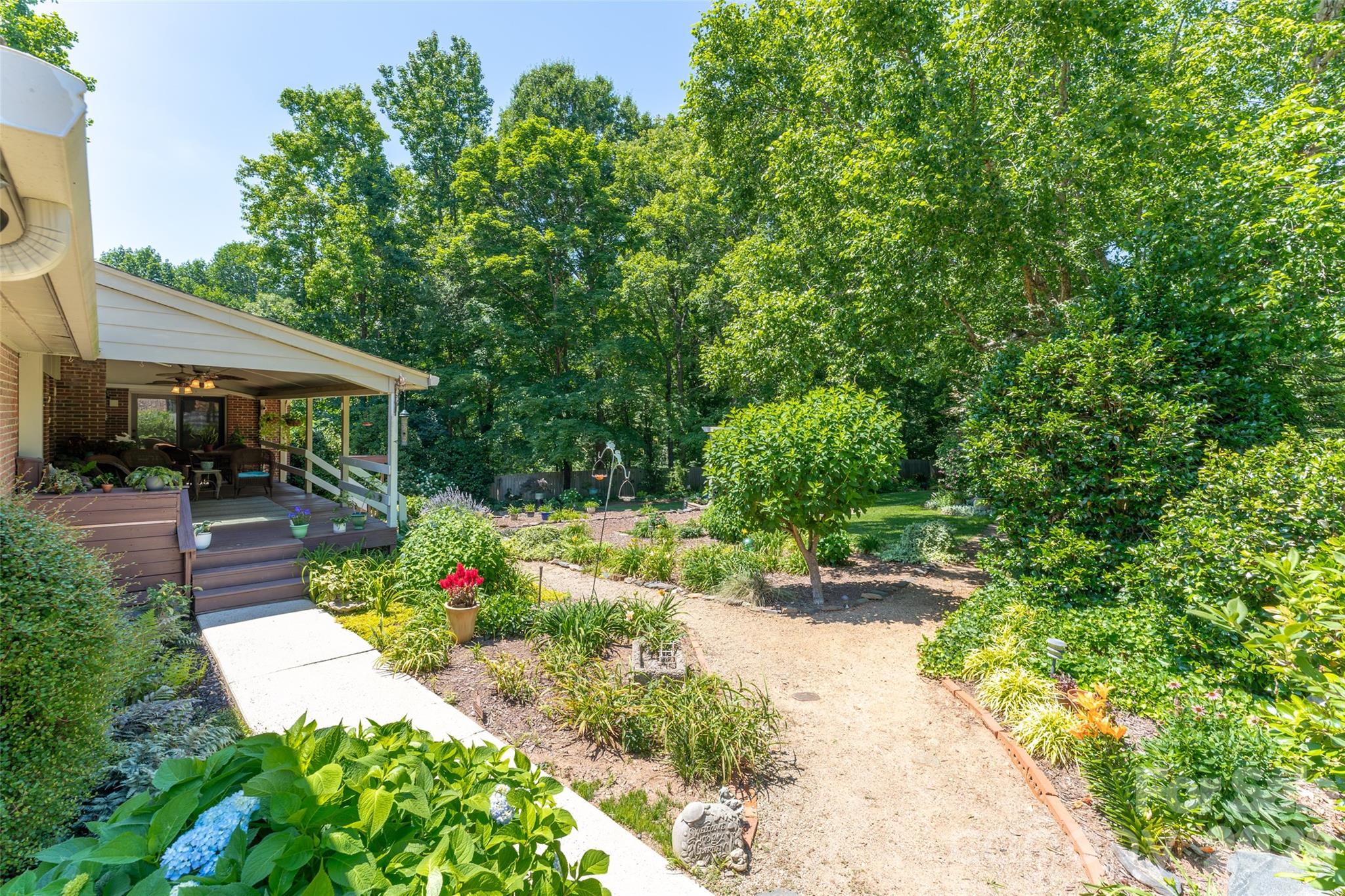 7029 Forest Hills Drive Property Photo 42
