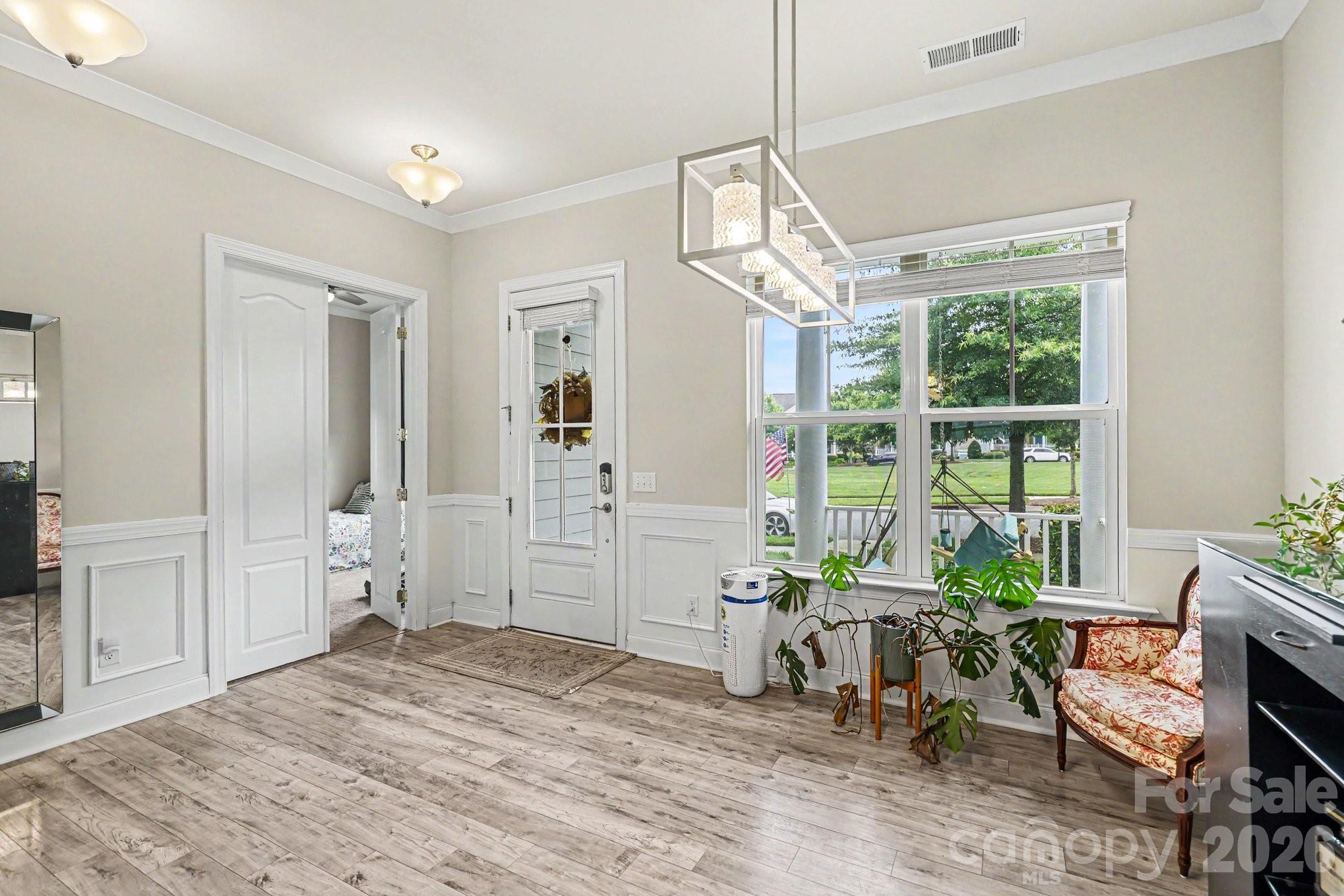11617 Miller Road Property Photo 4