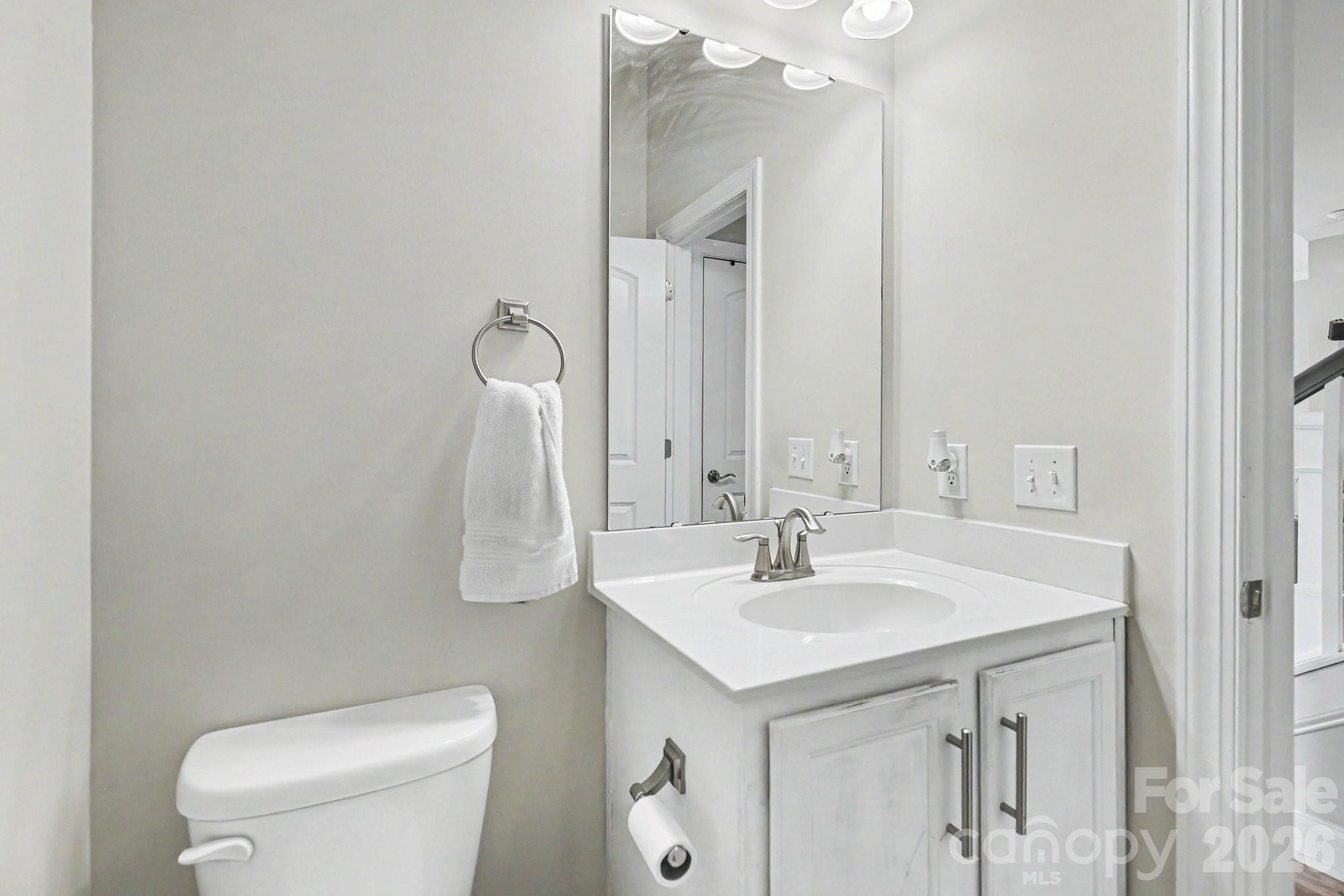 11617 Miller Road Property Photo 17