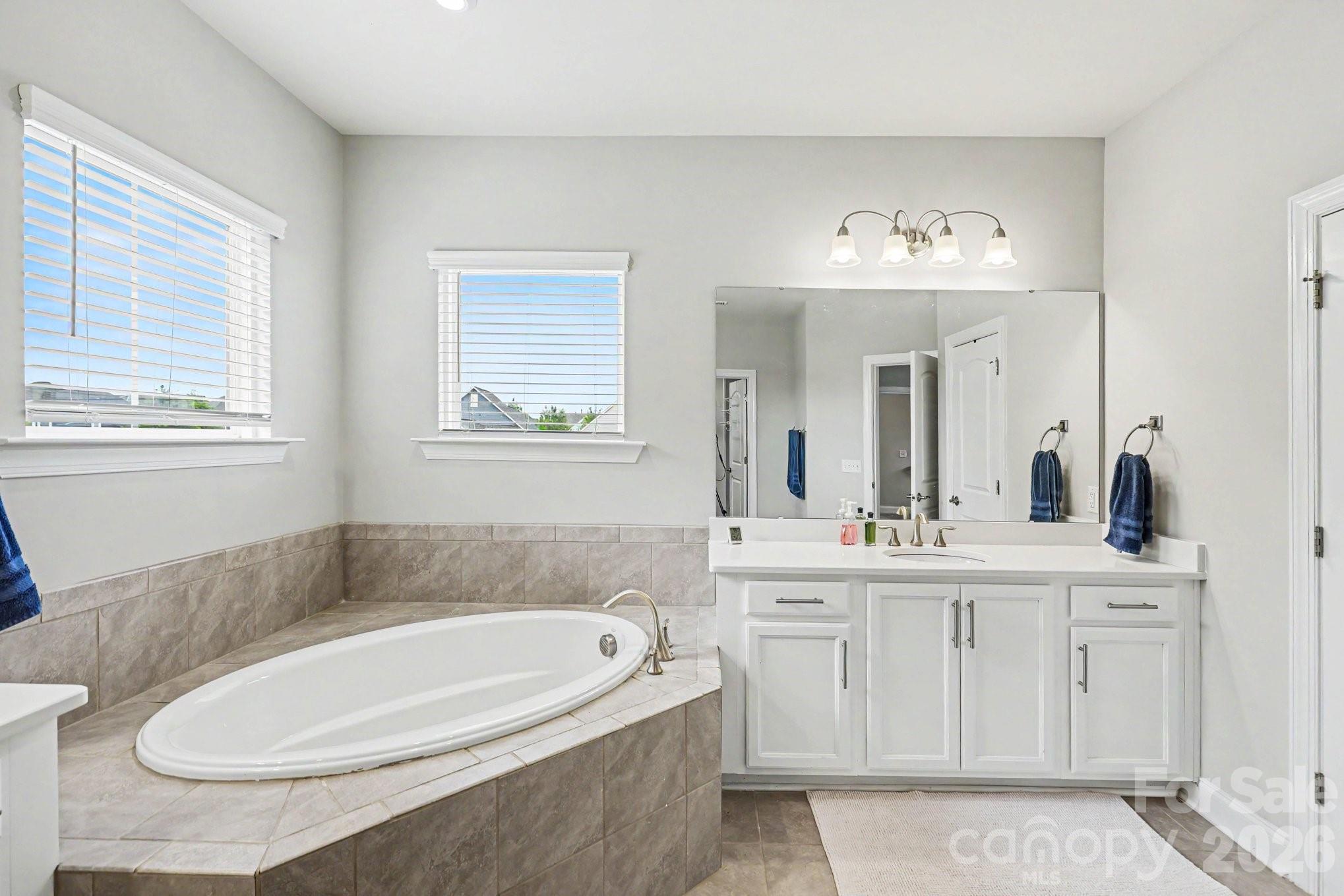 11617 Miller Road Property Photo 21