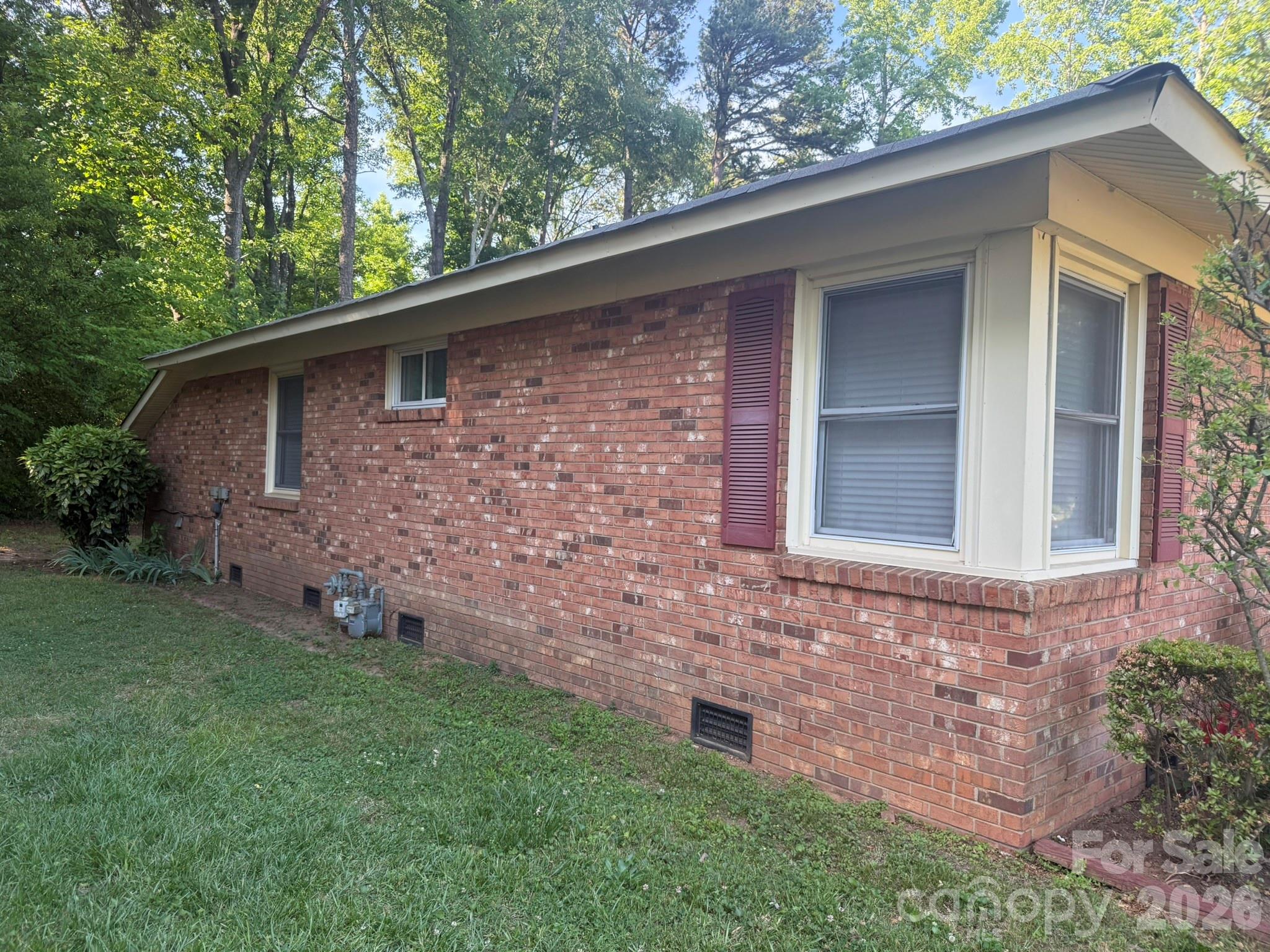 4915 Malibu Drive Property Photo 26
