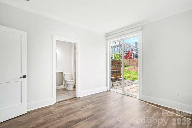 1300 E 10th Street 11 Property Photo 2