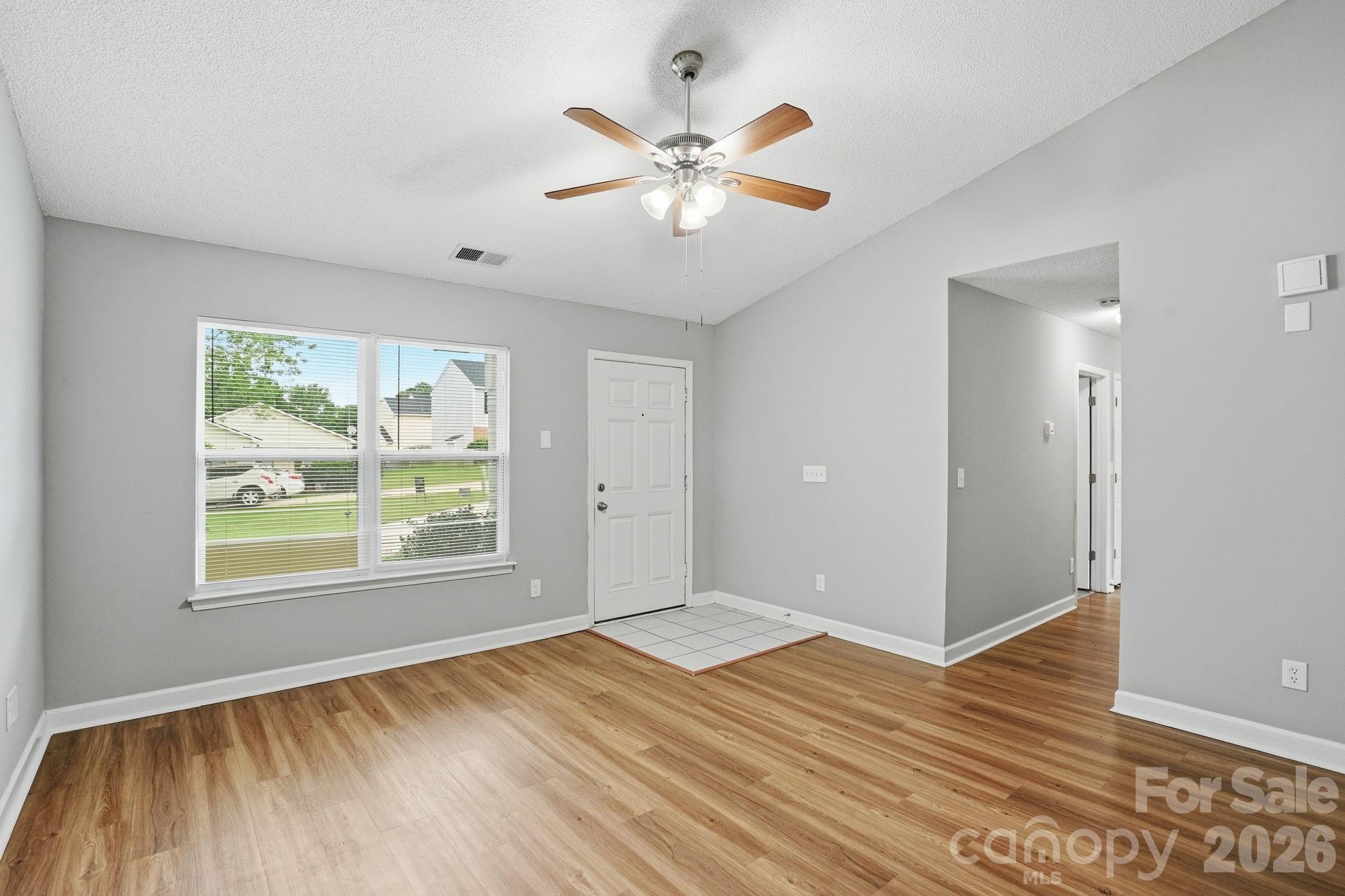 2306 Jordi Way Property Photo 6