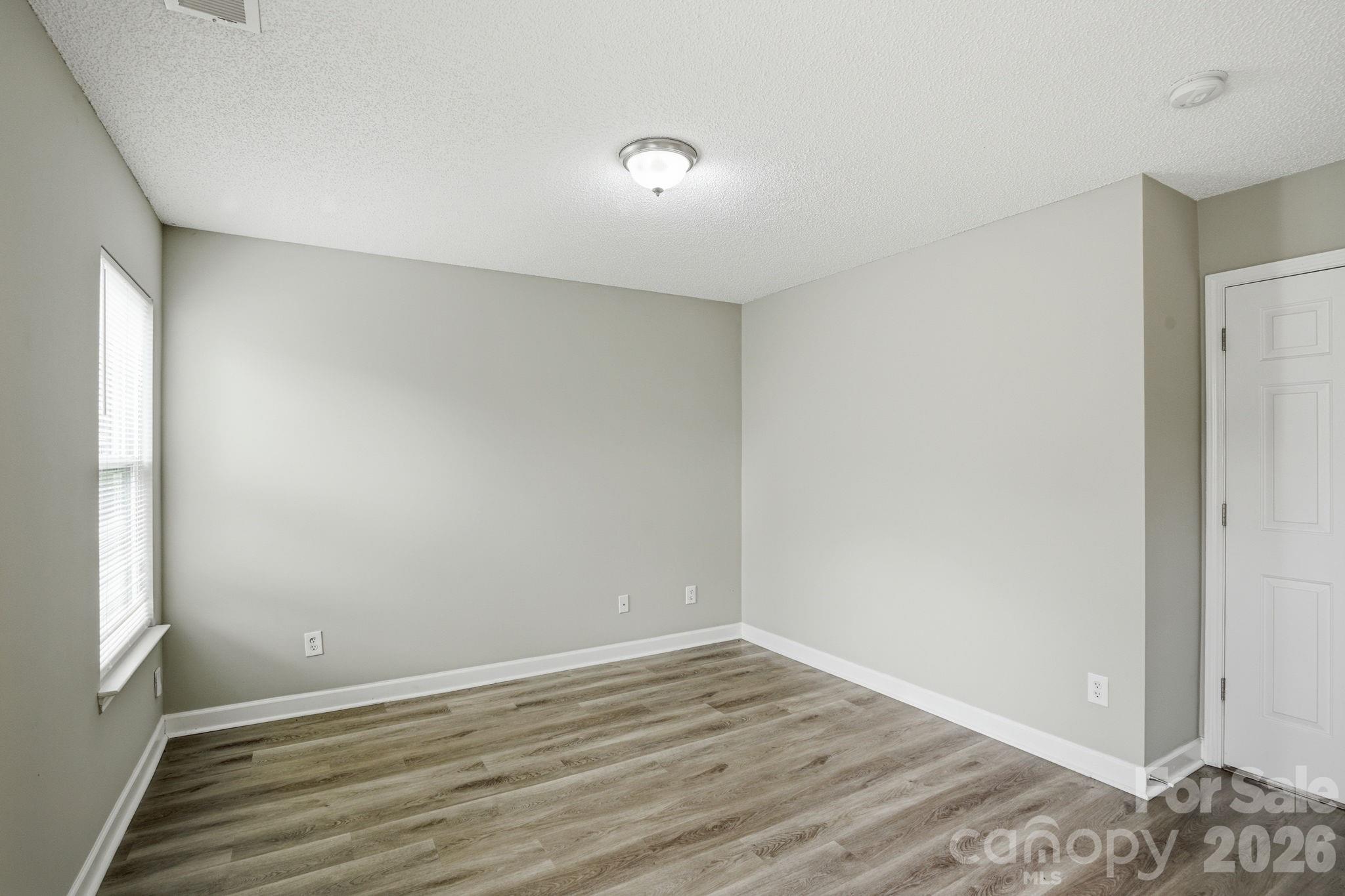 2306 Jordi Way Property Photo 8