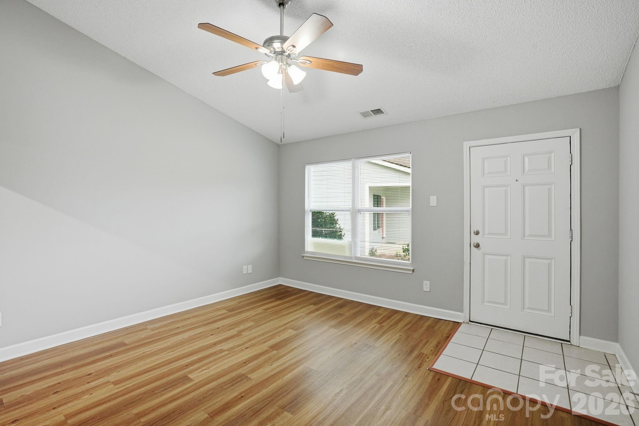 2306 Jordi Way Property Photo 18