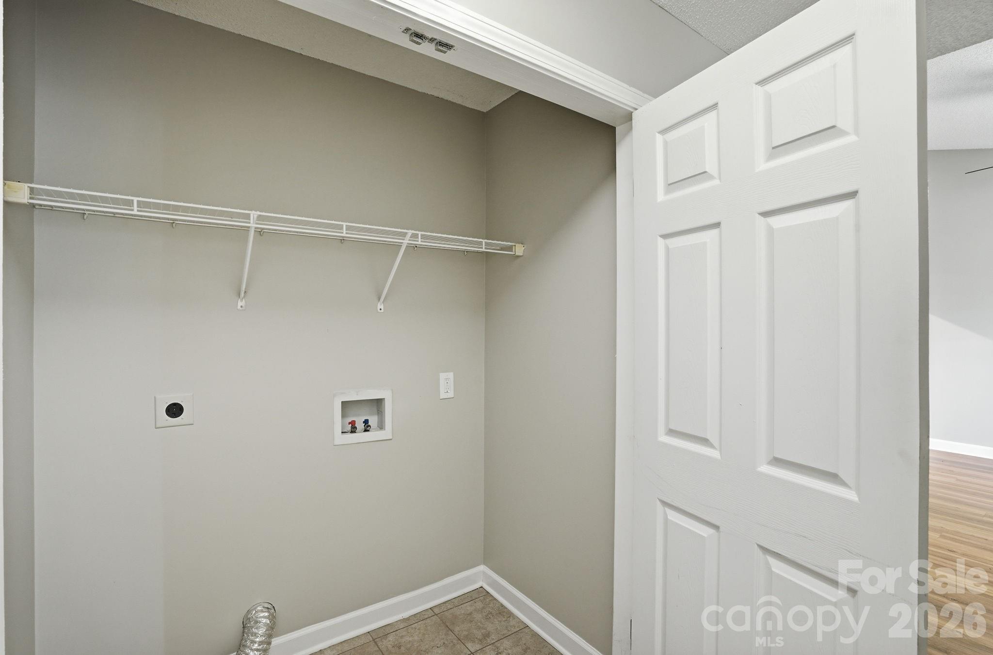 2306 Jordi Way Property Photo 27