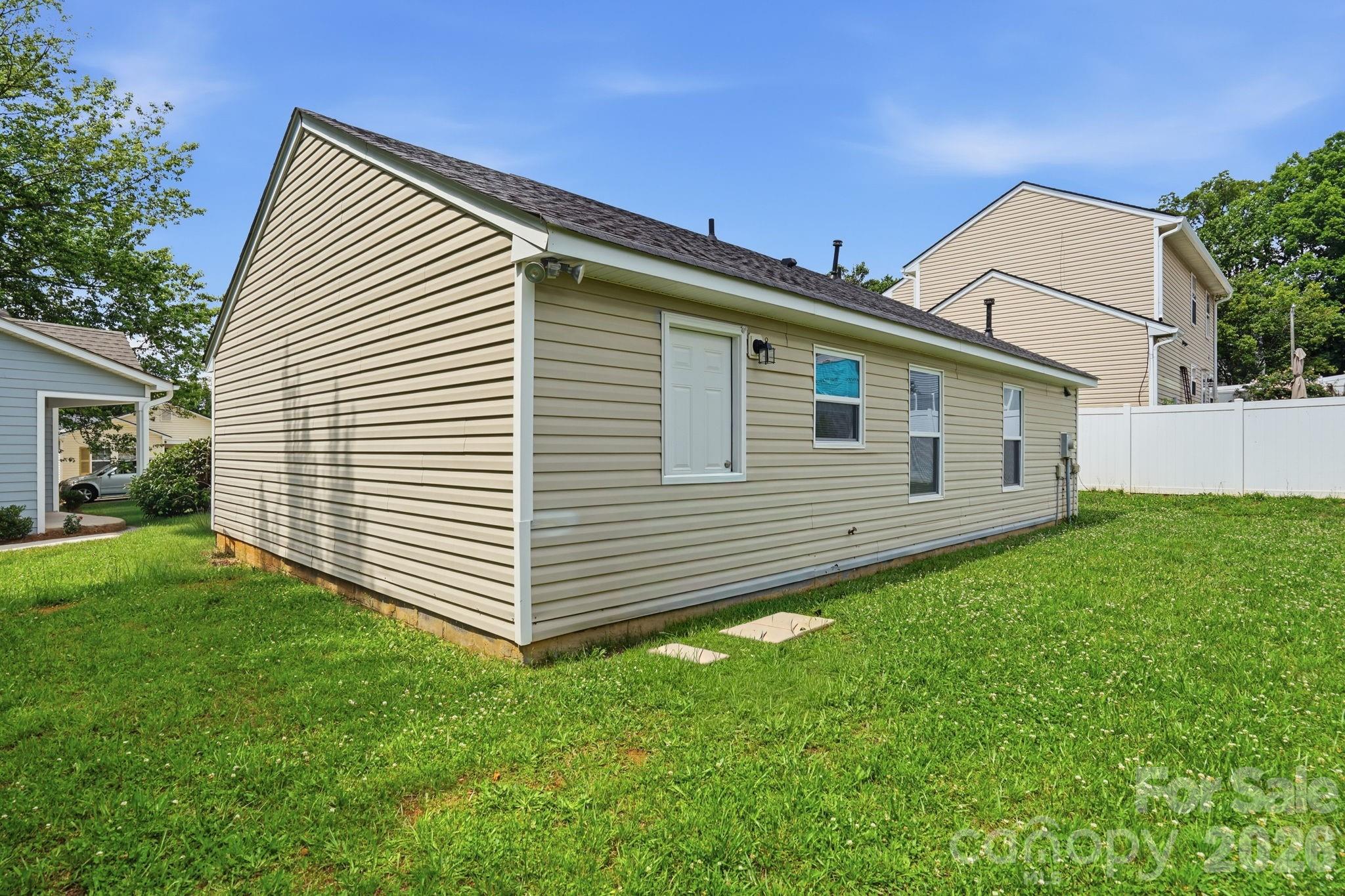 2306 Jordi Way Property Photo 28