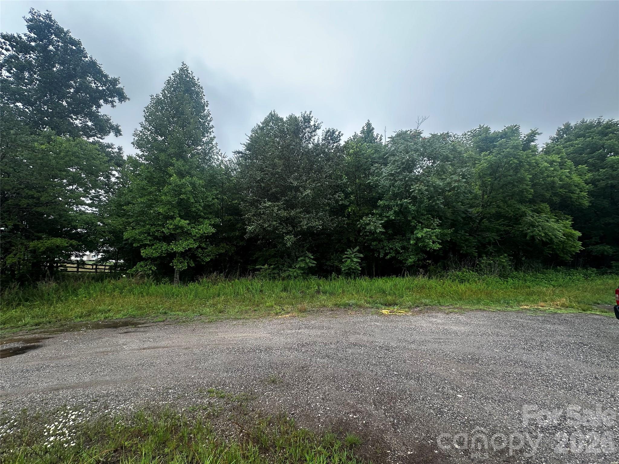 2005 Cheatham Ford Road Property Photo 1