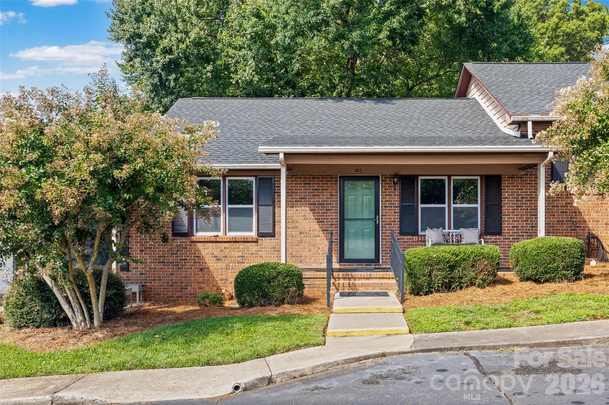 147-C Glenwood Drive Property Photo 1