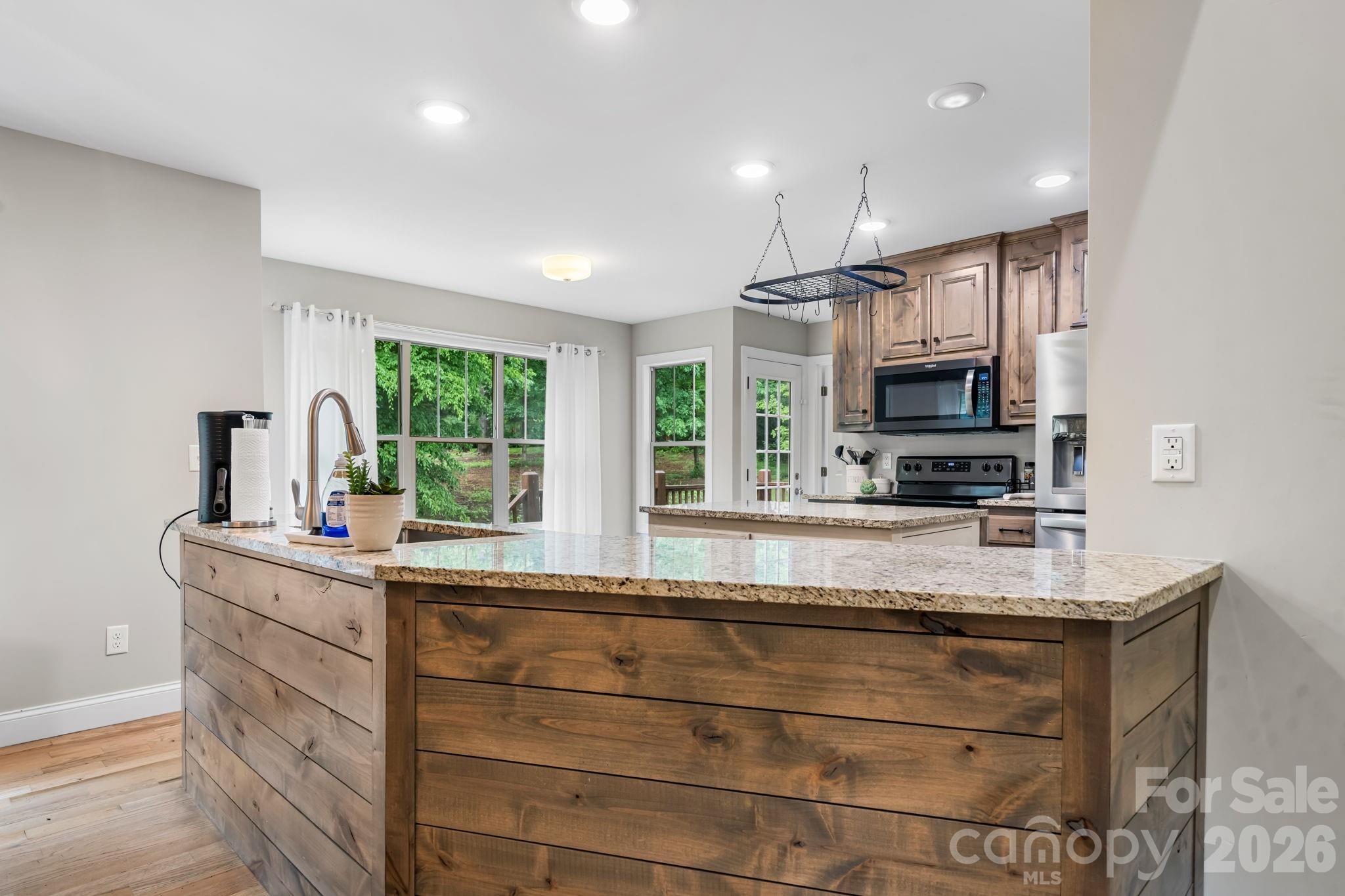 124 Maplewood Court Property Photo 10