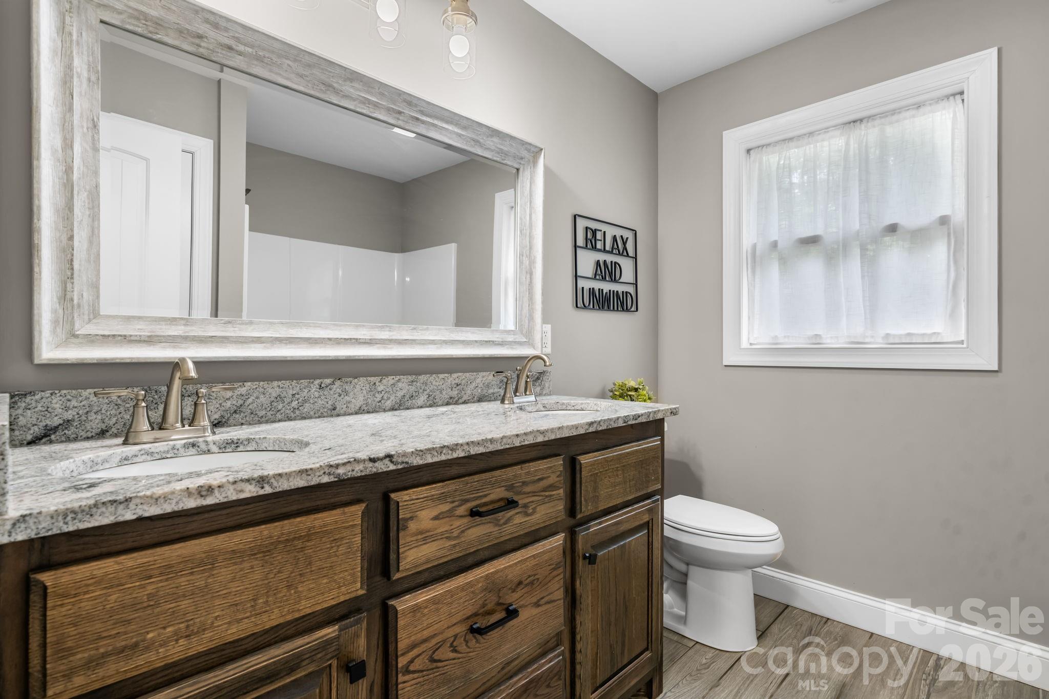 124 Maplewood Court Property Photo 28