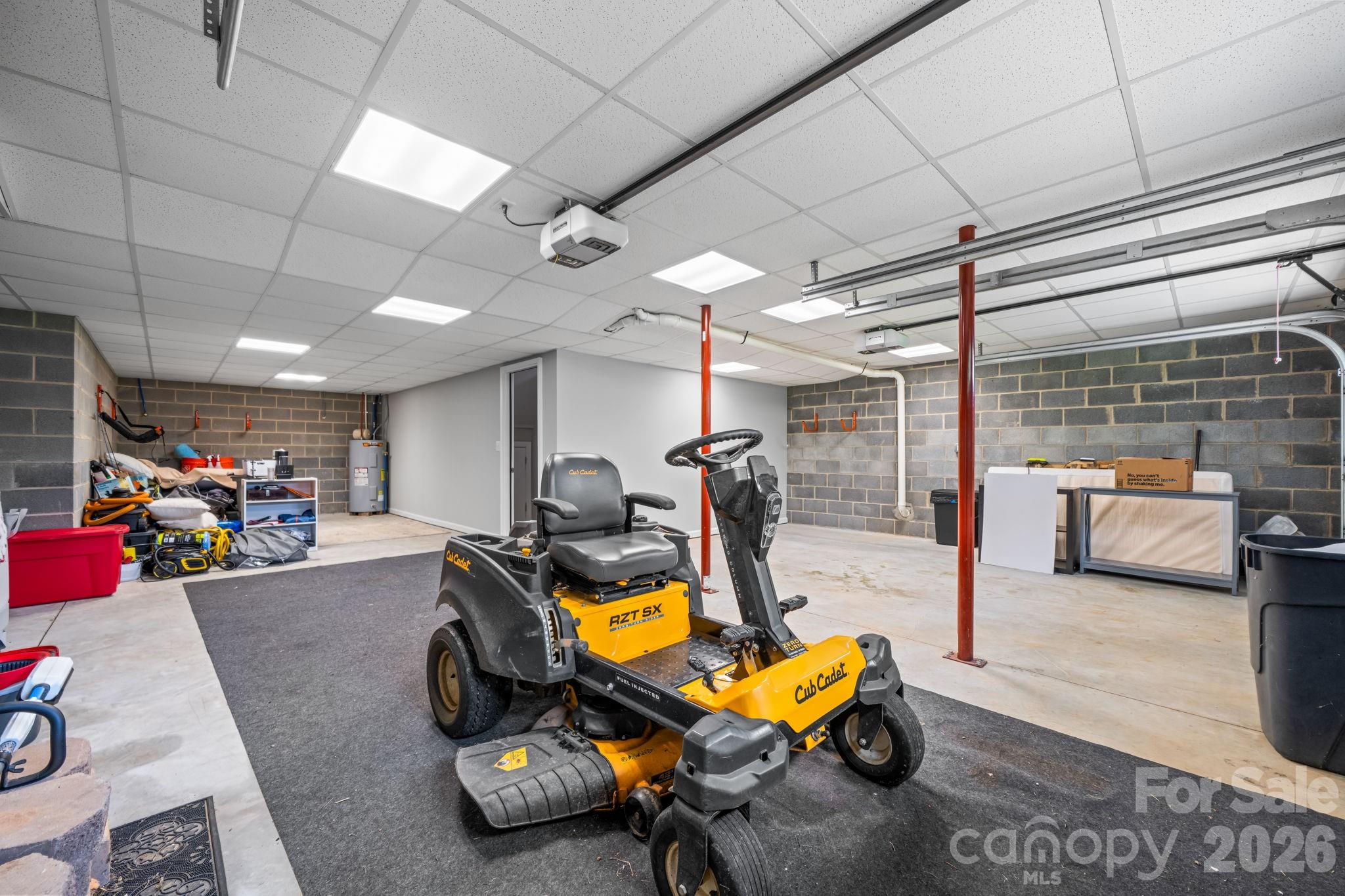 124 Maplewood Court Property Photo 34
