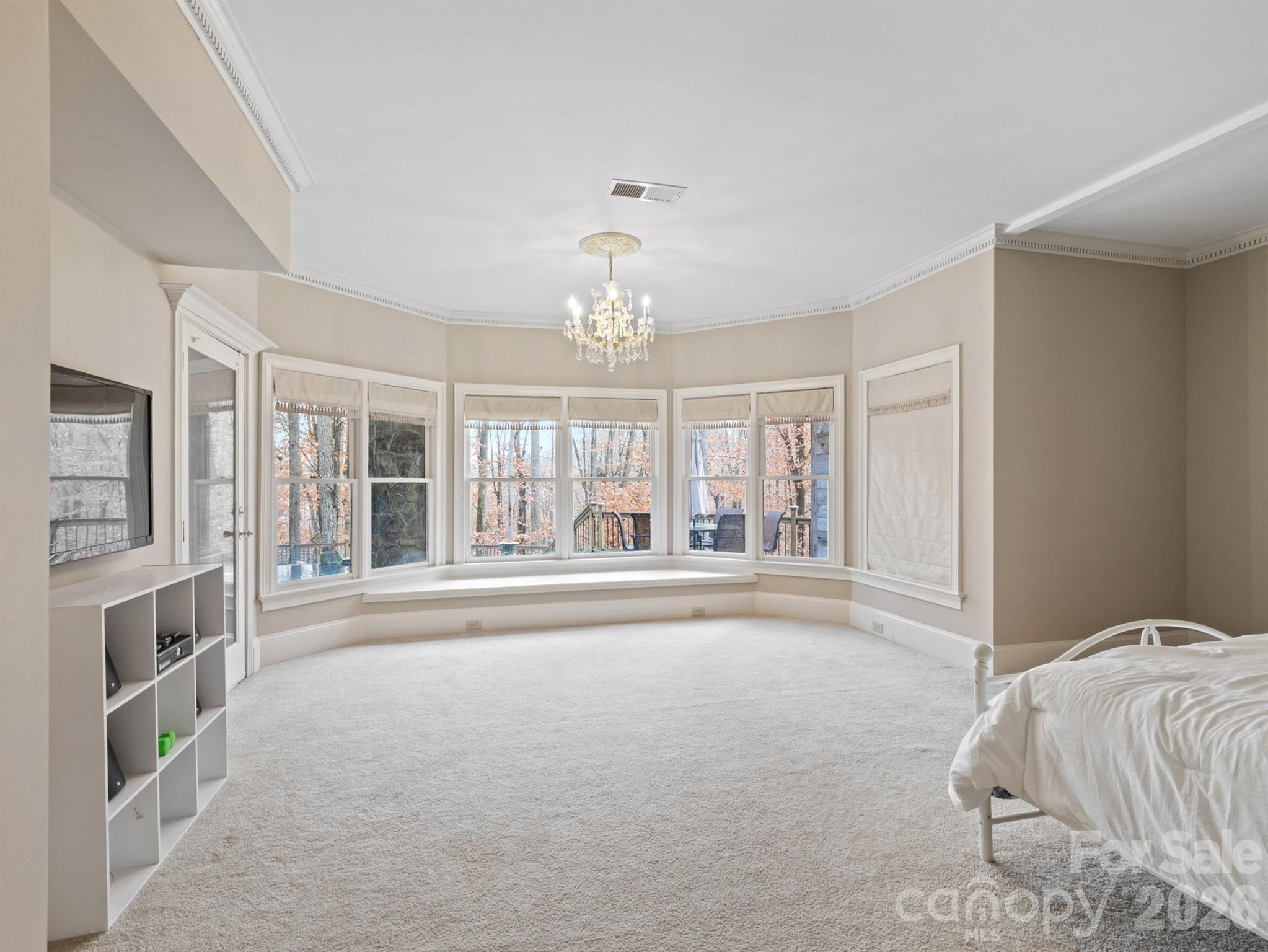 1090 N Saunders Drive Property Photo 28