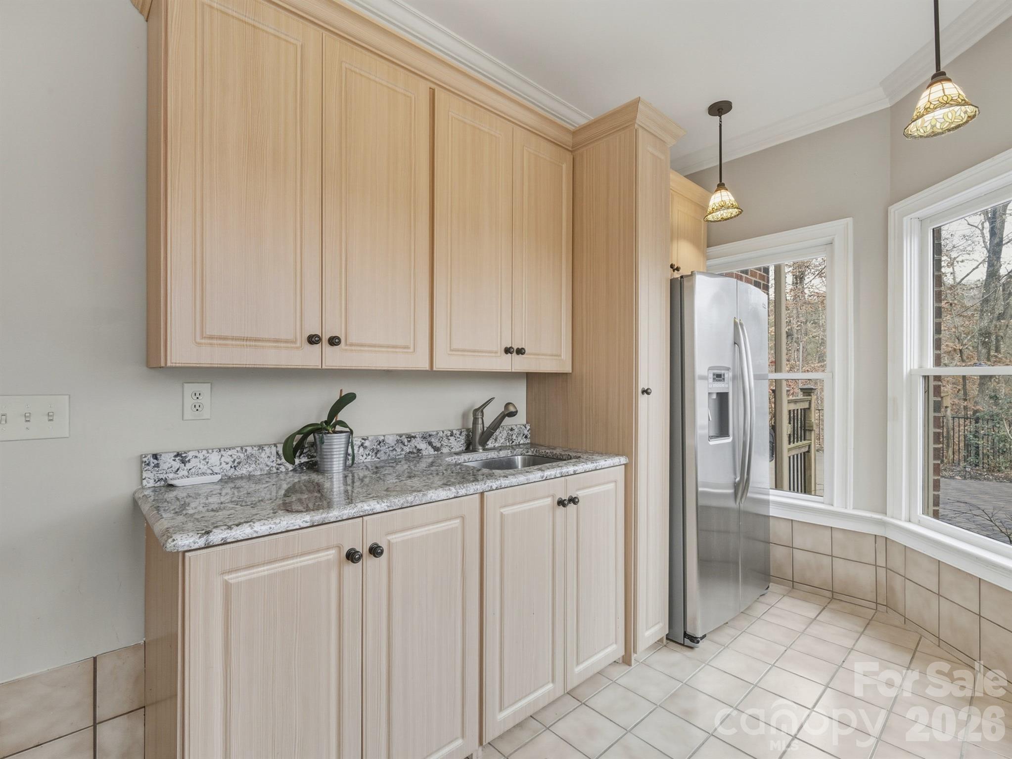 1090 N Saunders Drive Property Photo 30