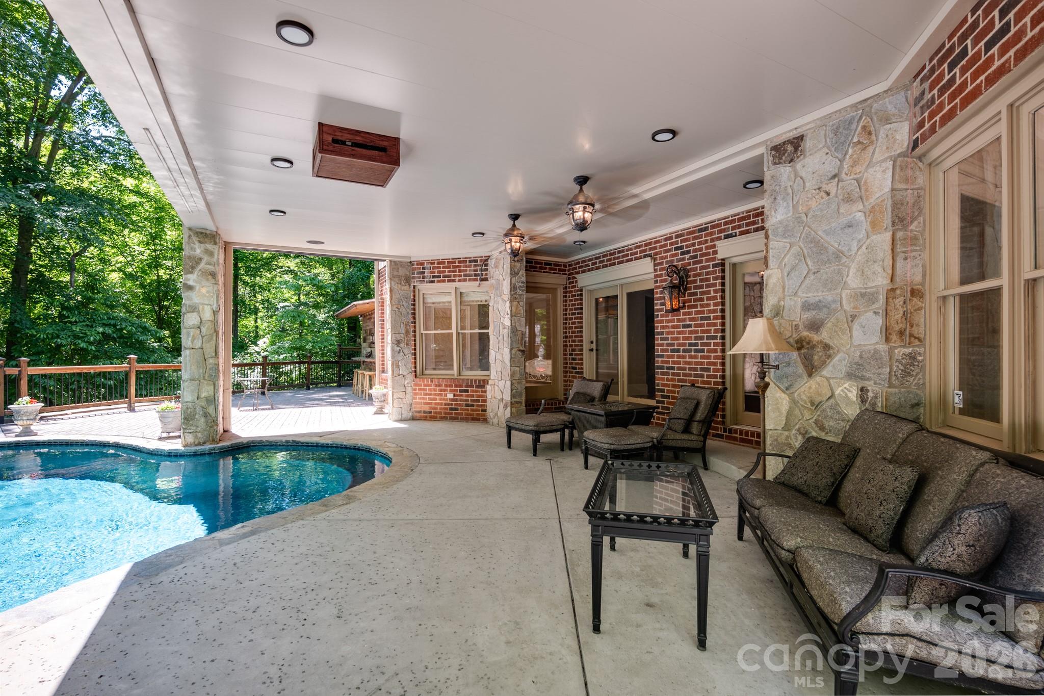 1090 N Saunders Drive Property Photo 45