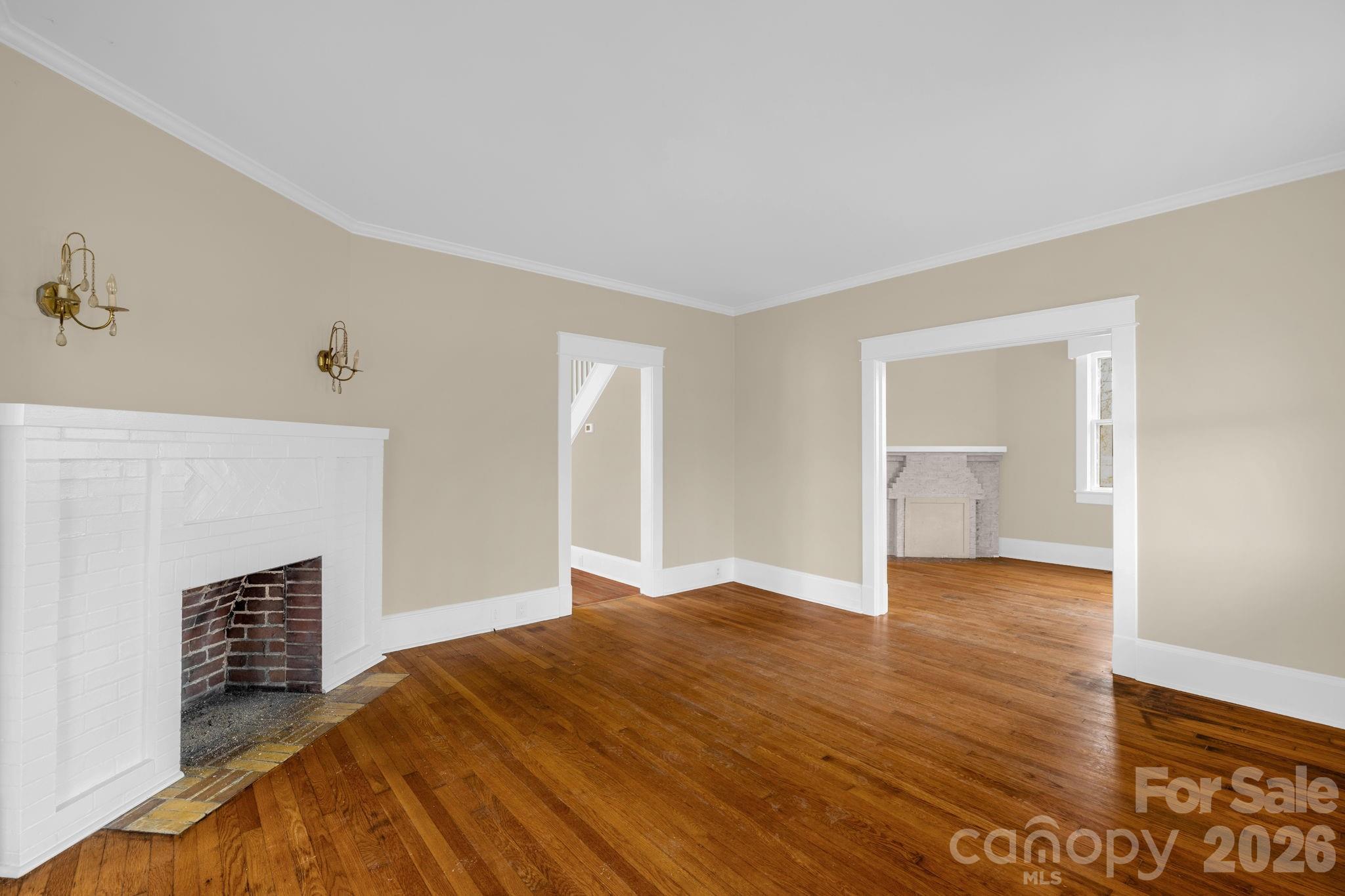 1820 S Park Drive Property Photo 7