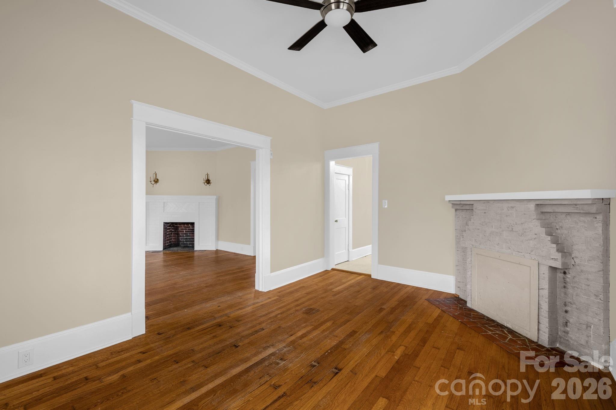 1820 S Park Drive Property Photo 13
