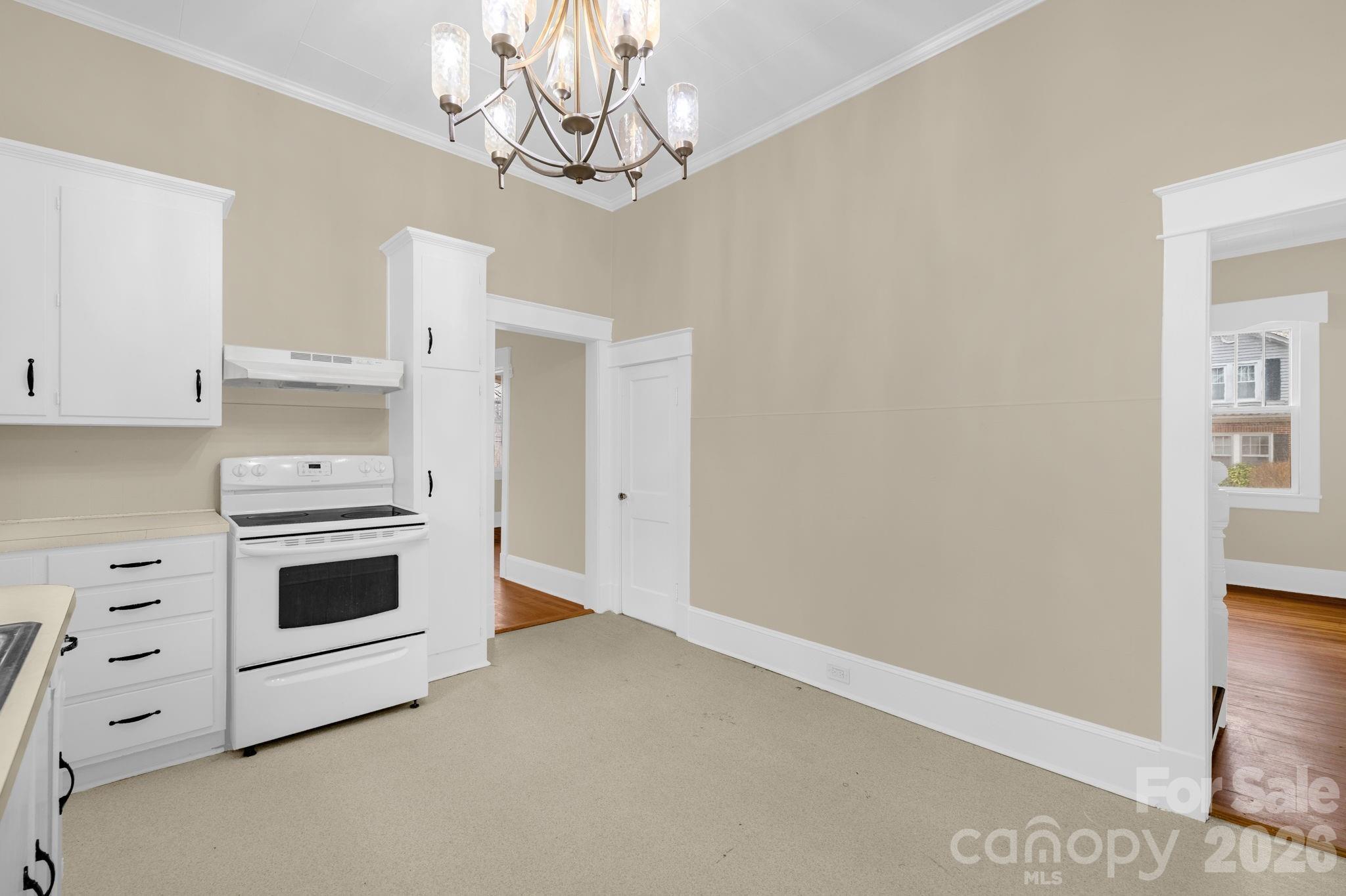 1820 S Park Drive Property Photo 17