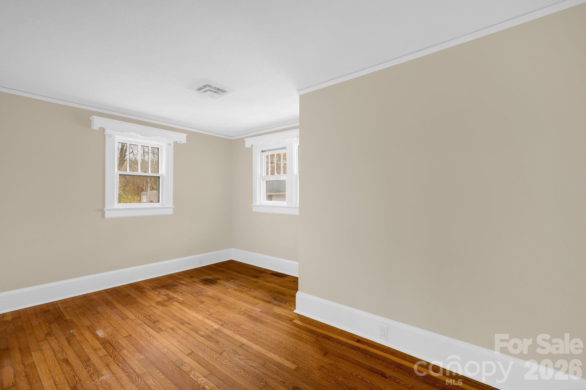 1820 S Park Drive Property Photo 22