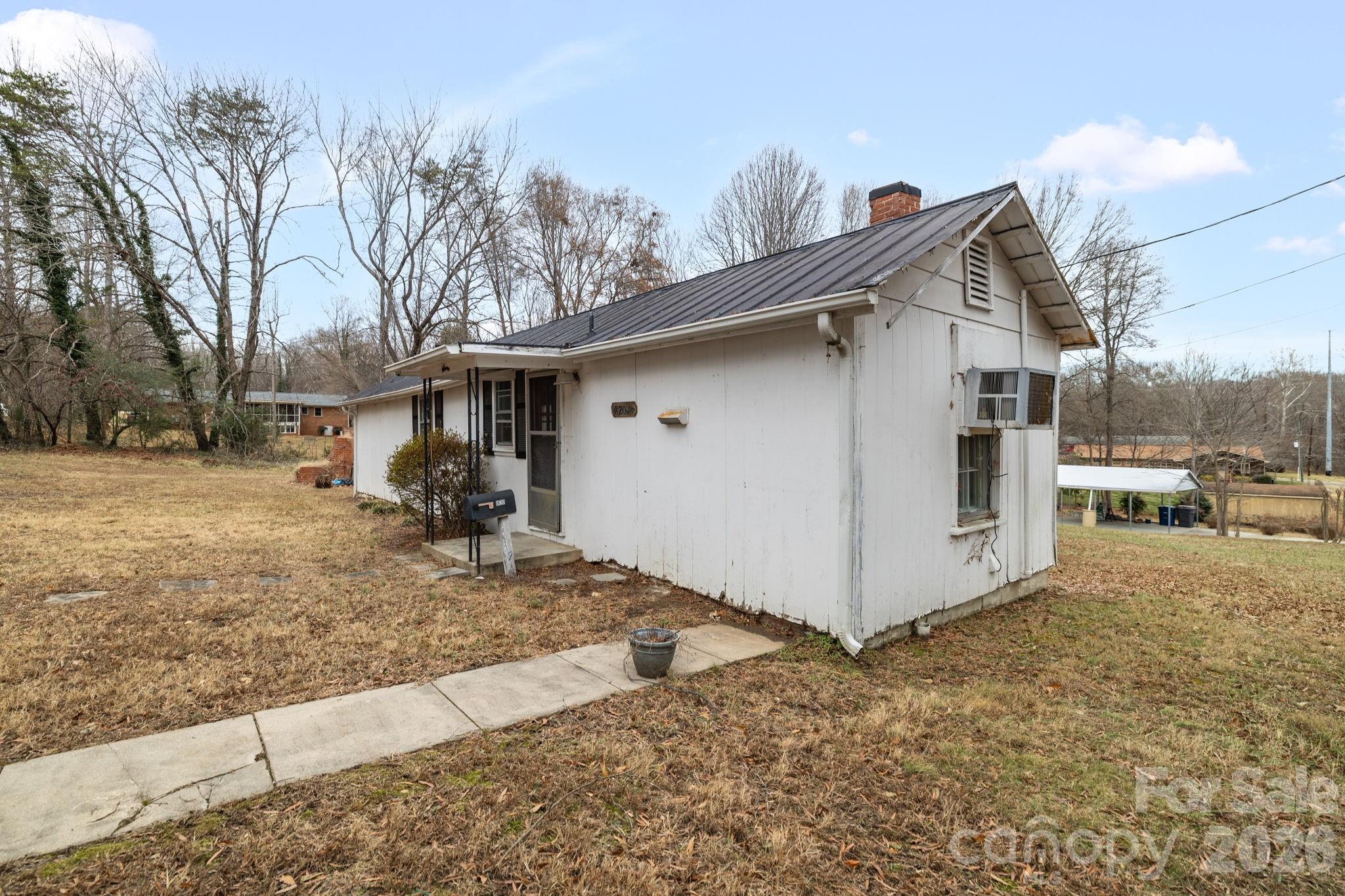 1820 S Park Drive Property Photo 38