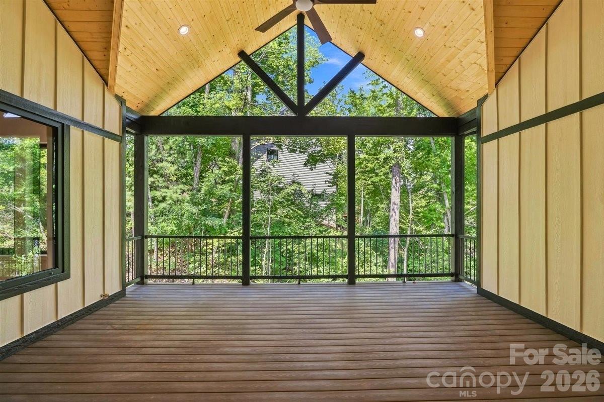 69 Village Pointe Lane Property Photo 8