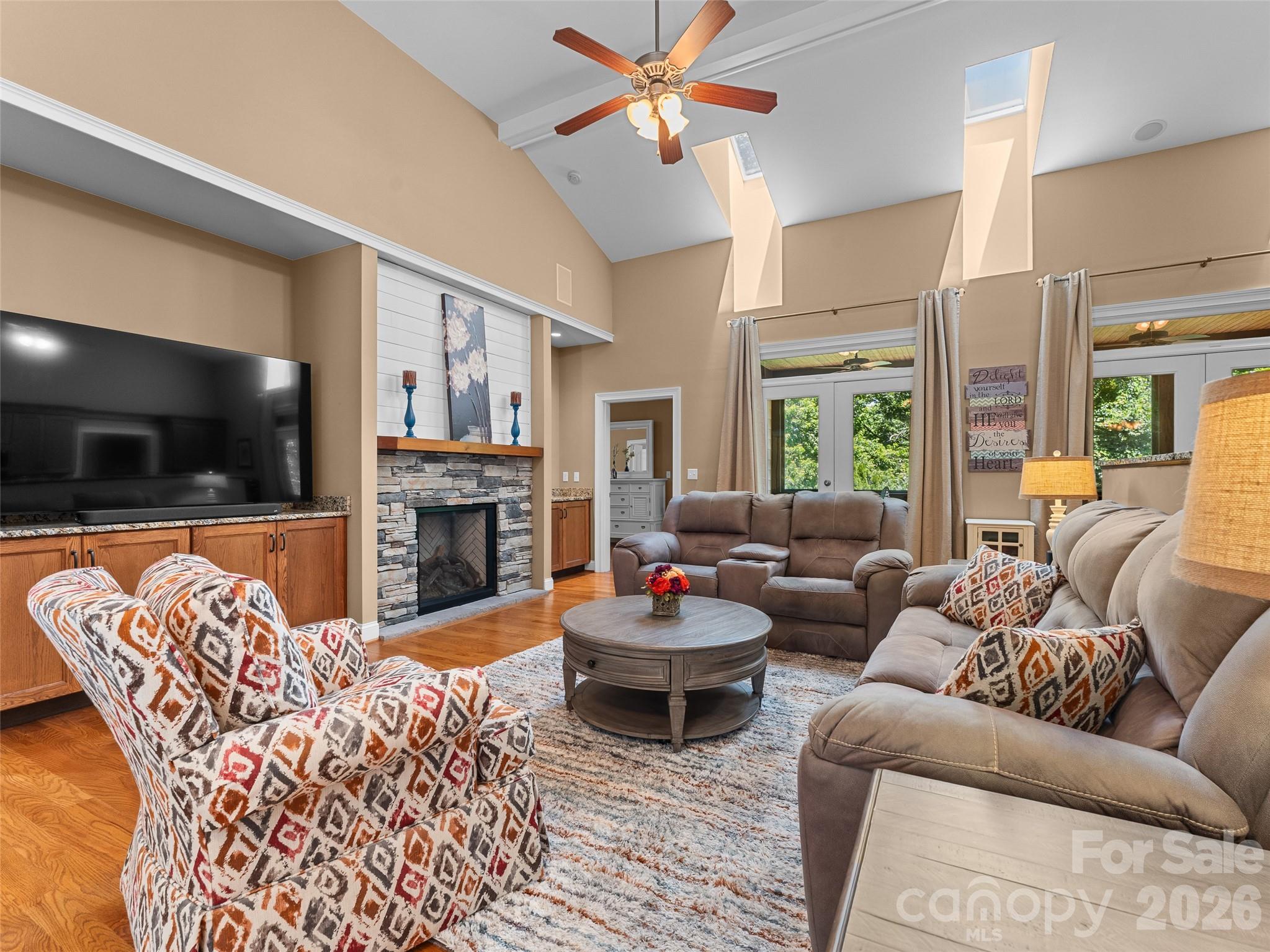 25 Linden Turn Property Photo 8