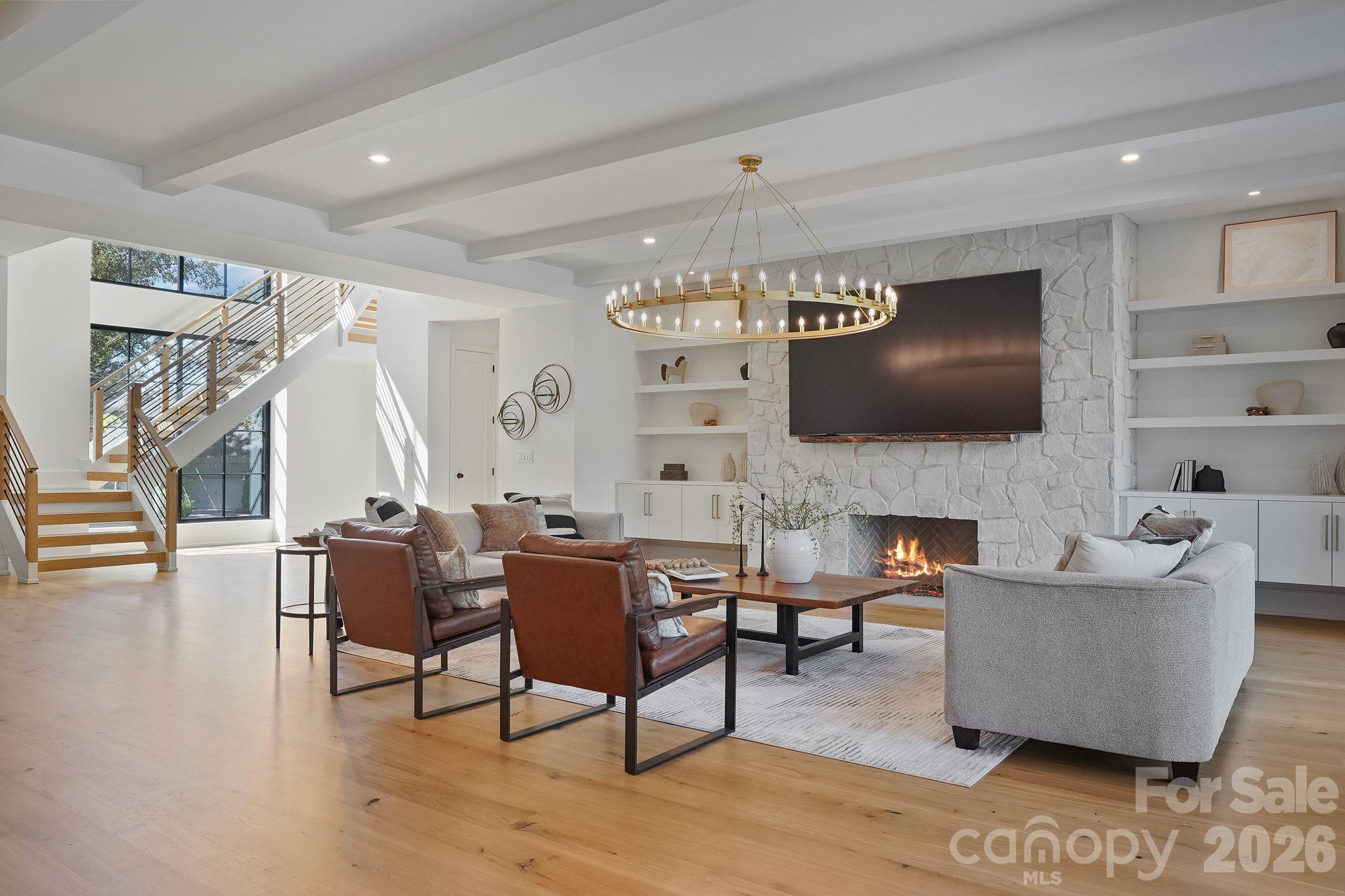 20218 Rainbow Circle Property Photo 9