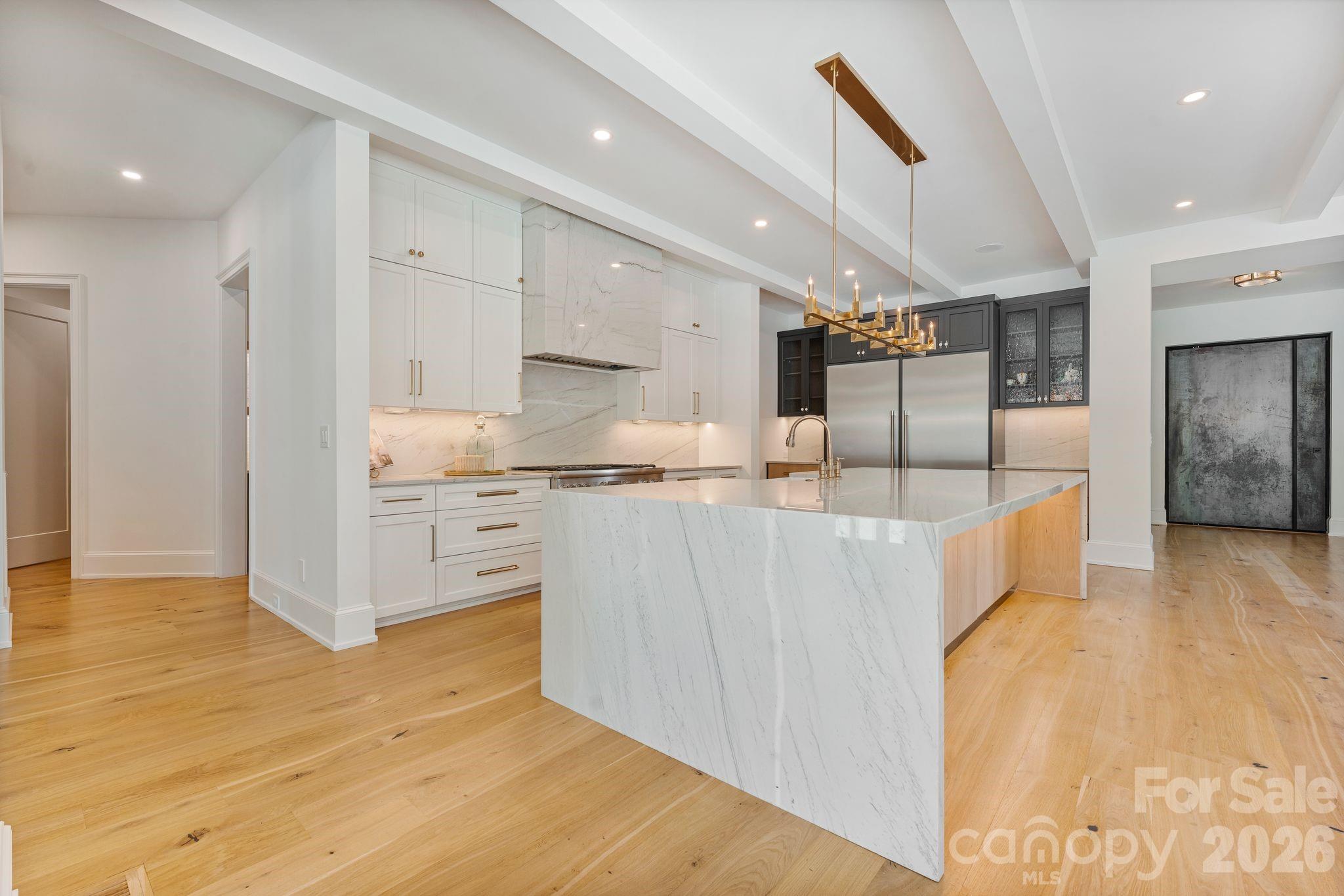 20218 Rainbow Circle Property Photo 13