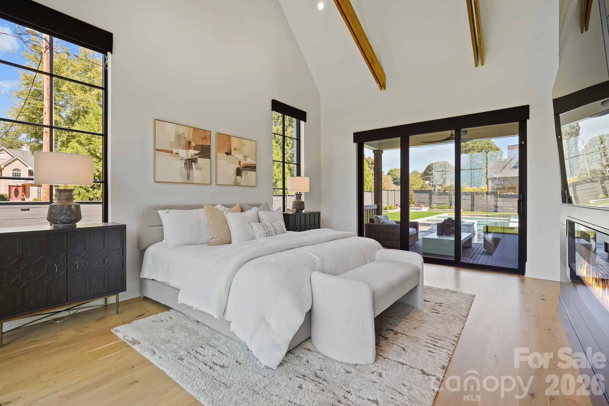 20218 Rainbow Circle Property Photo 15