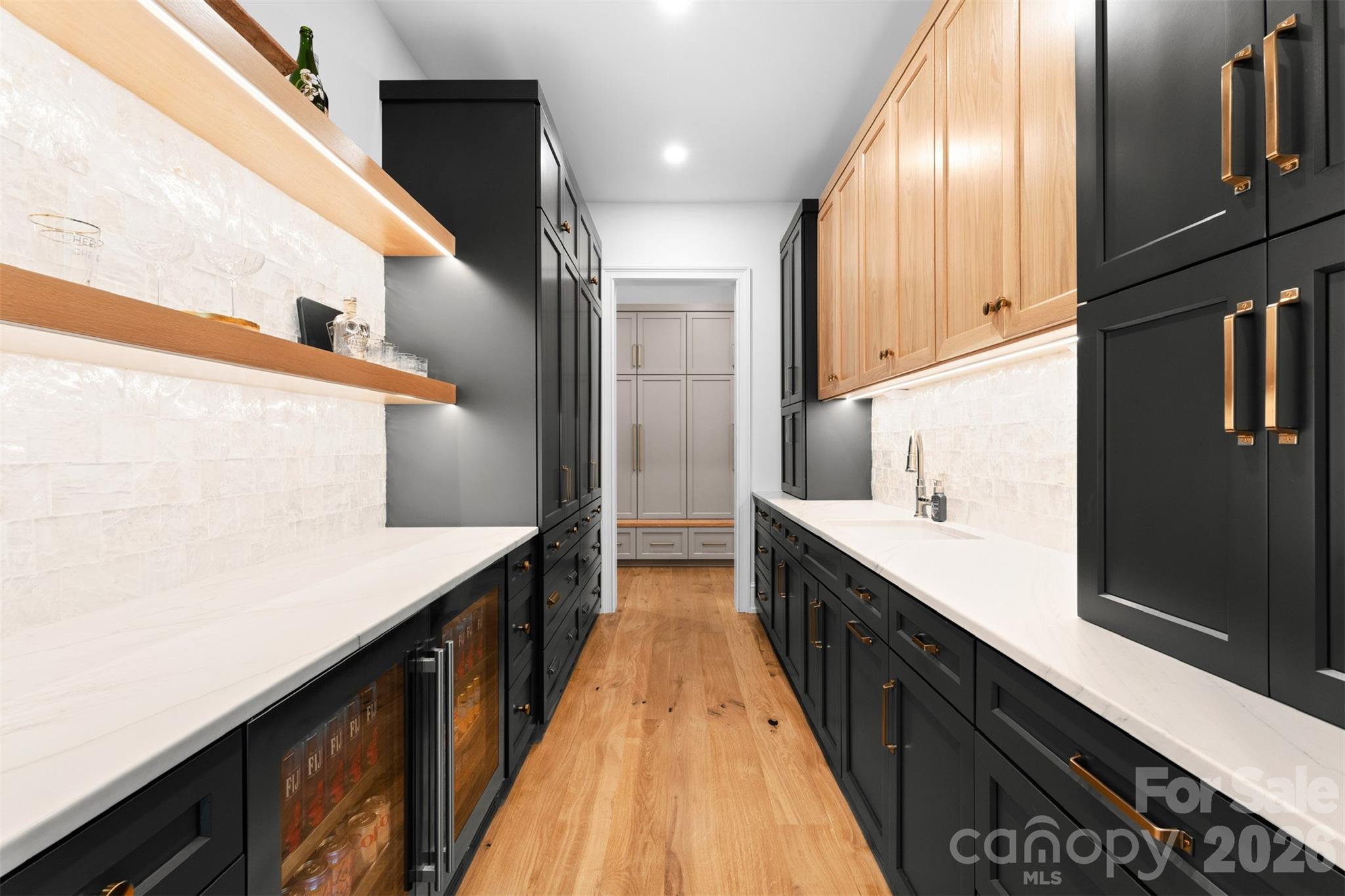 20218 Rainbow Circle Property Photo 16