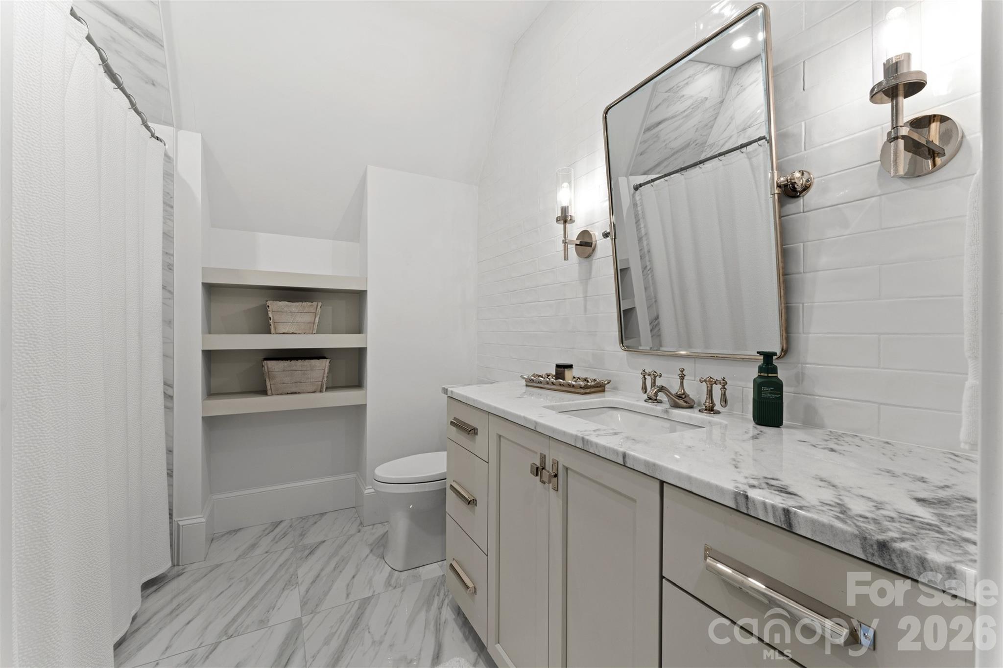 20218 Rainbow Circle Property Photo 37