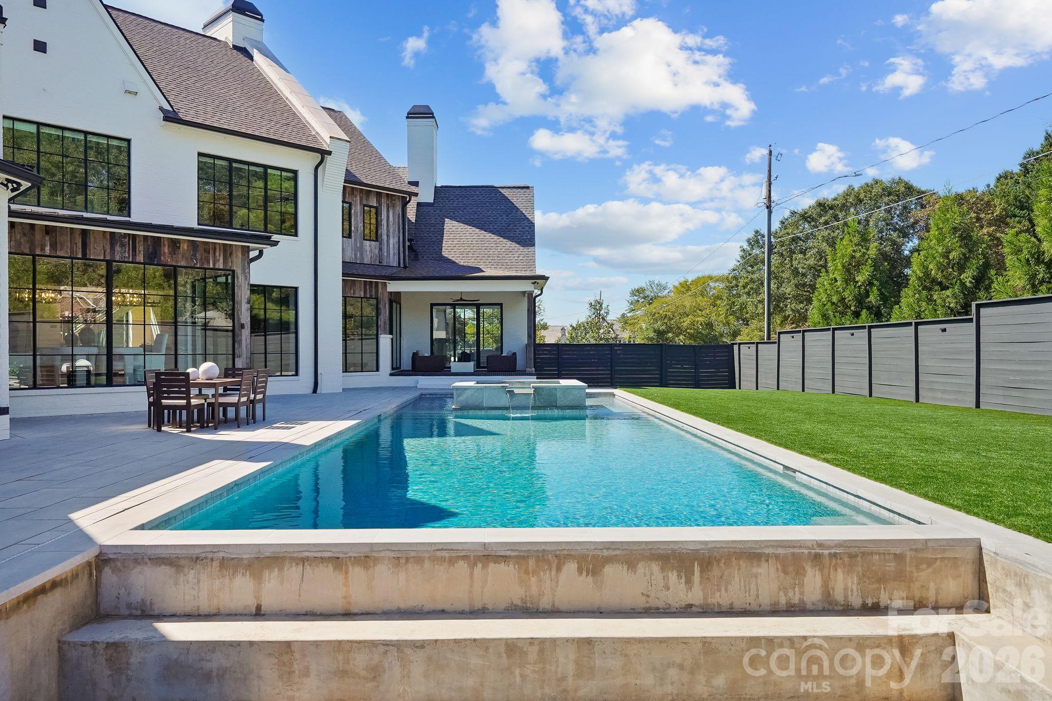 20218 Rainbow Circle Property Photo 44
