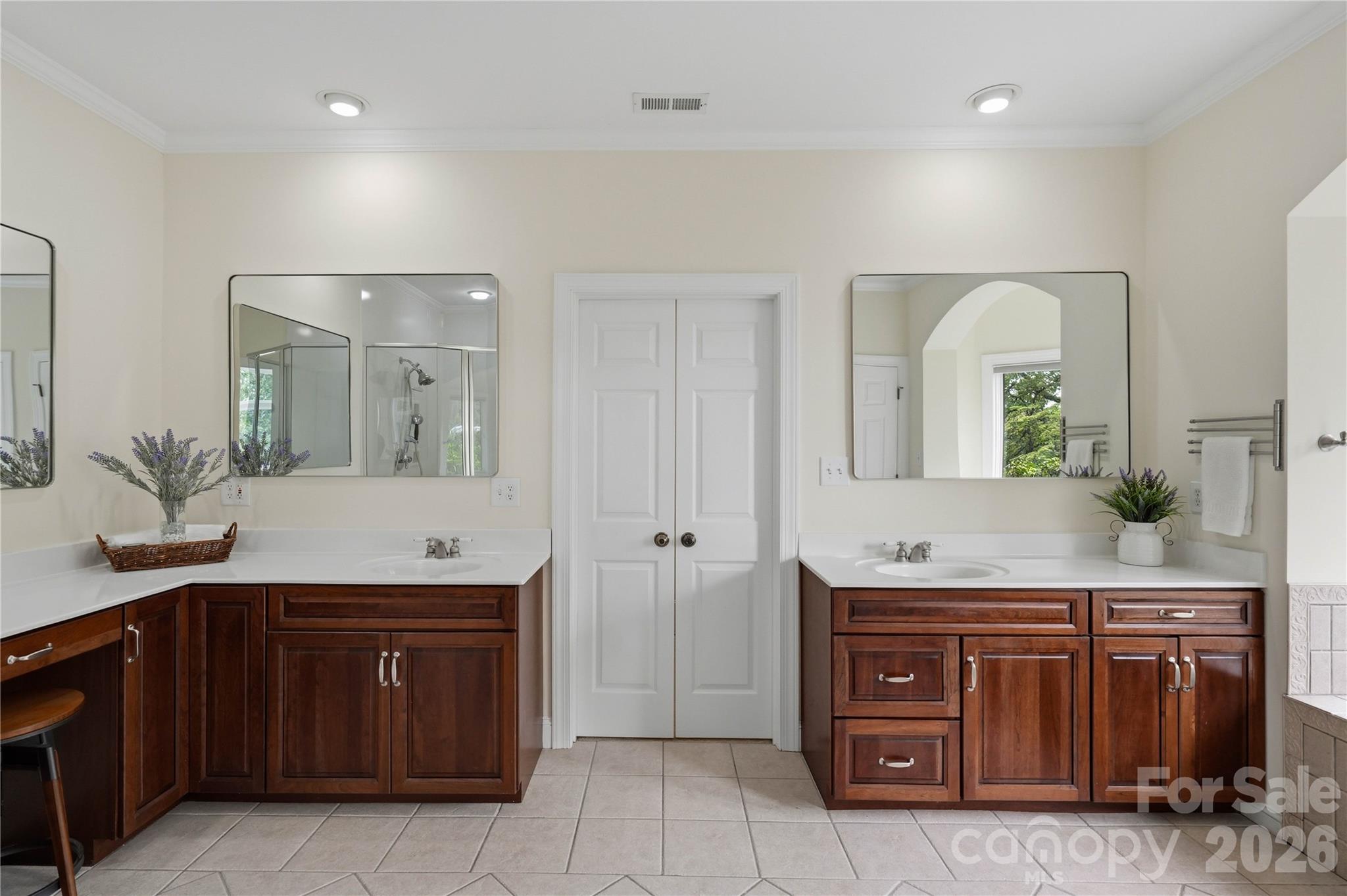 7980 Holly Court Property Photo 11