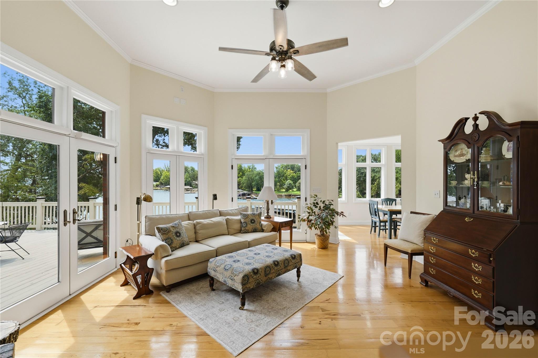 7980 Holly Court Property Photo 13