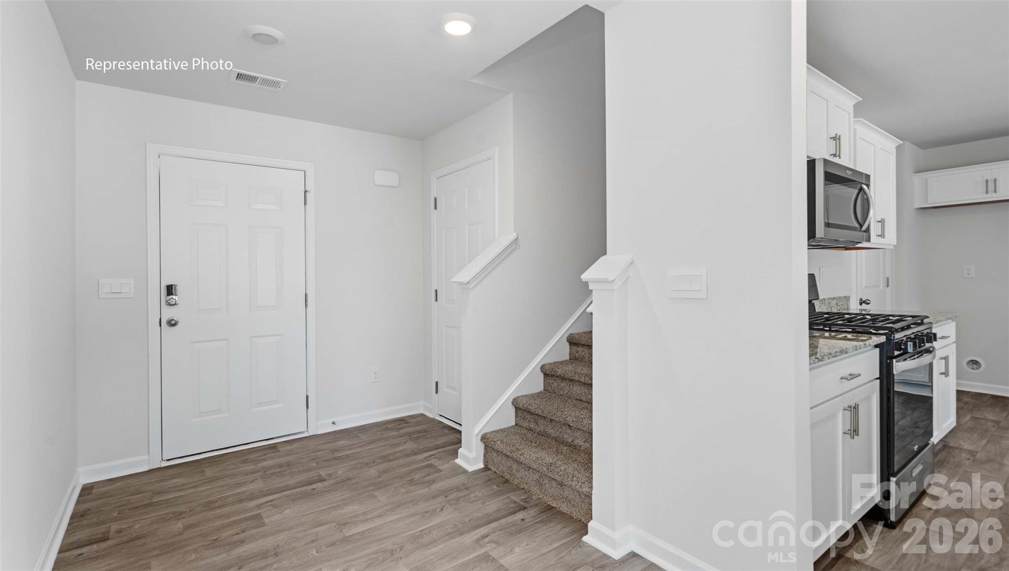 2833 Frances View Lane Property Photo 3