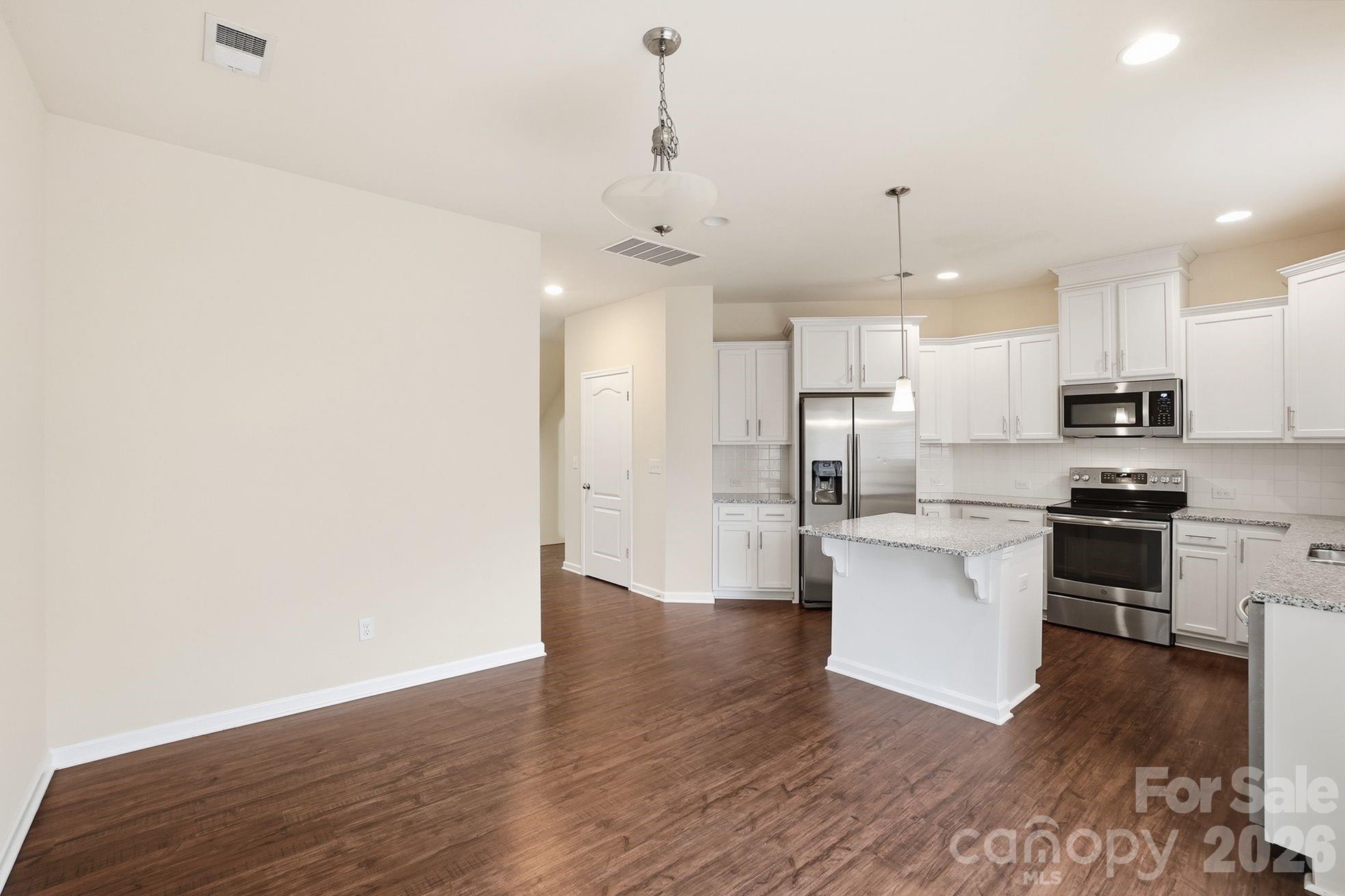 327 Annandale Drive Property Photo 8