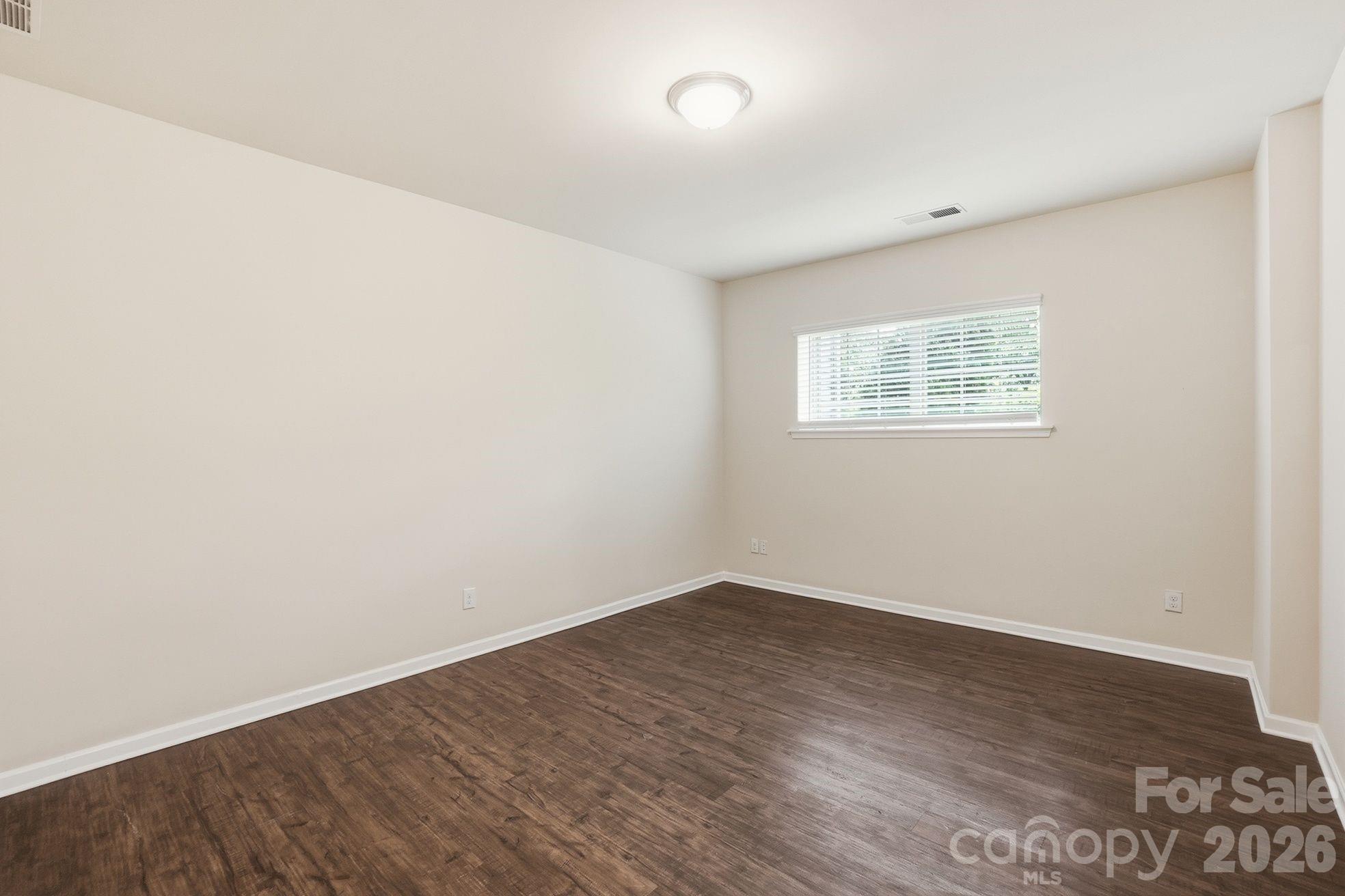 327 Annandale Drive Property Photo 12