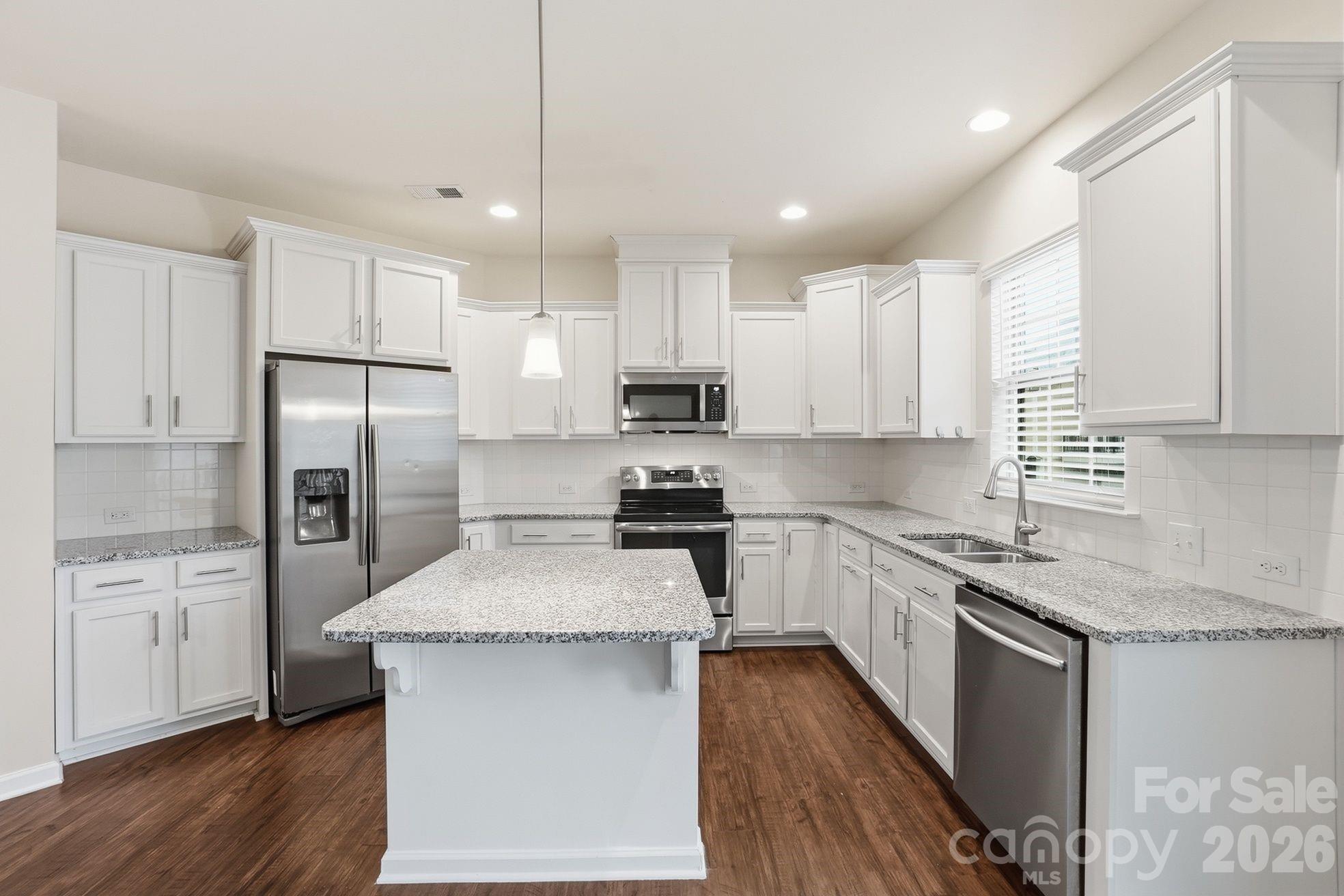 327 Annandale Drive Property Photo 14