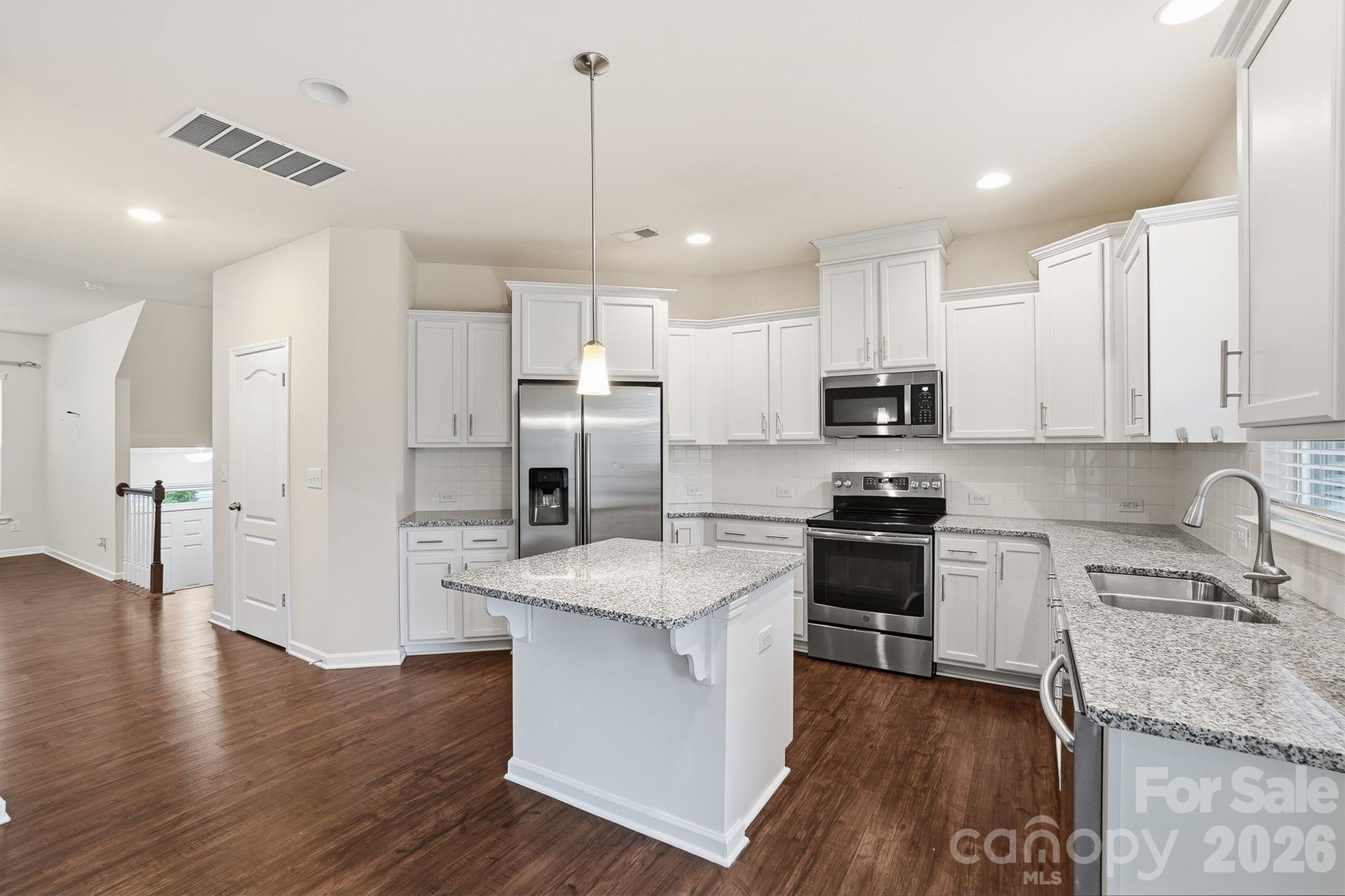 327 Annandale Drive Property Photo 15