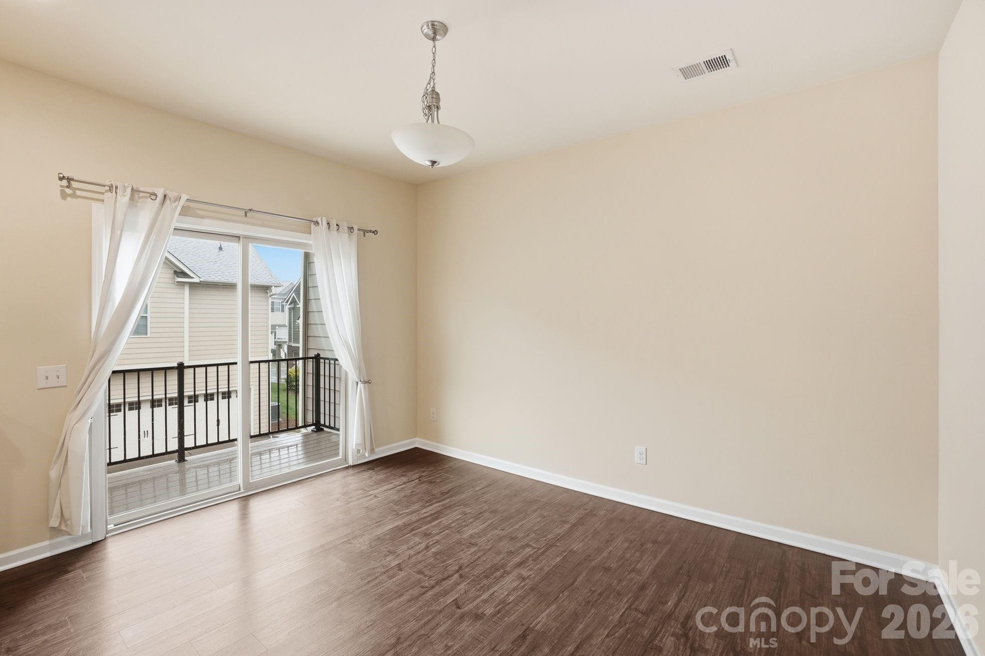 327 Annandale Drive Property Photo 16