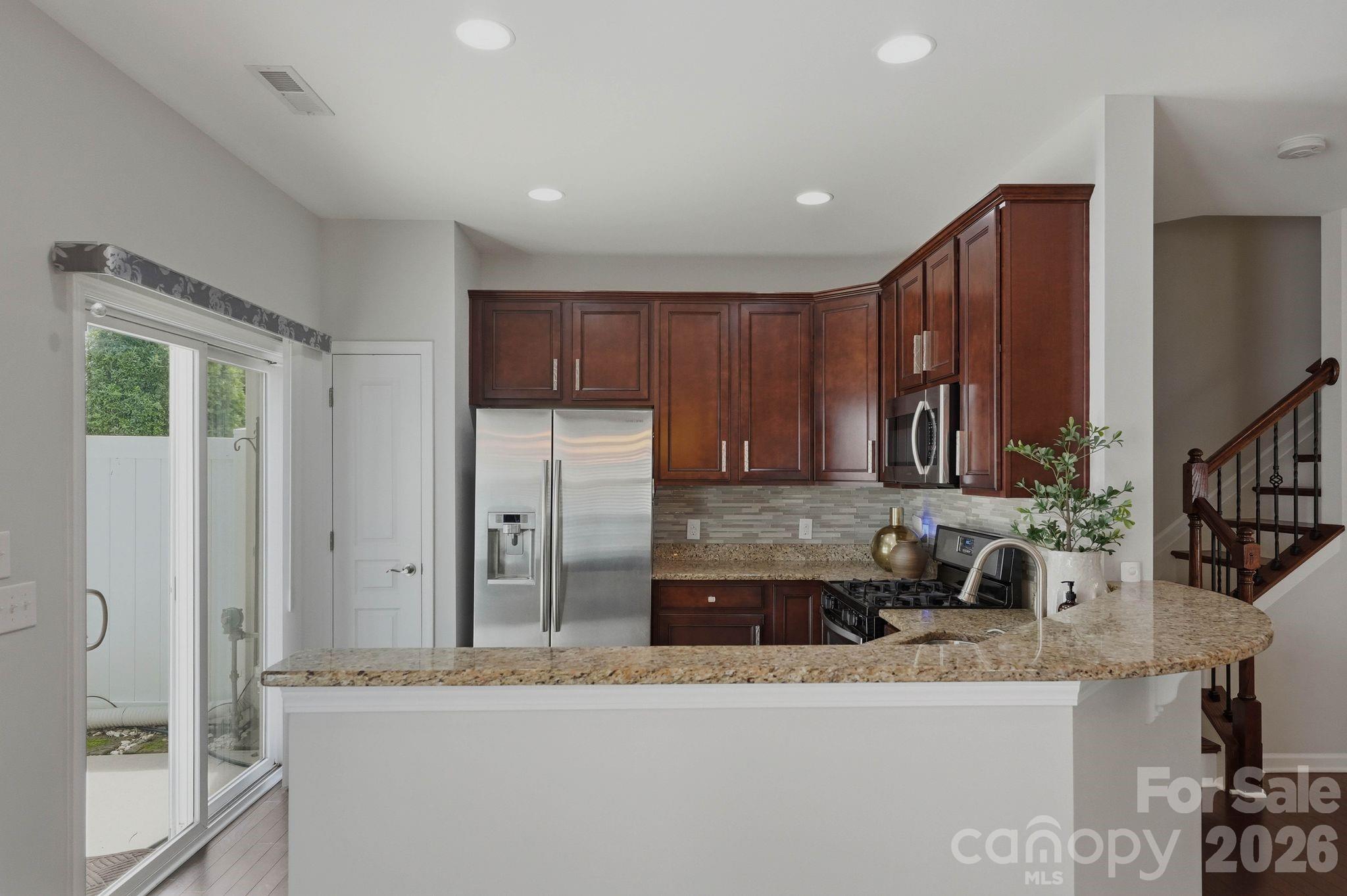 2403 Diplomat Lane Property Photo 17