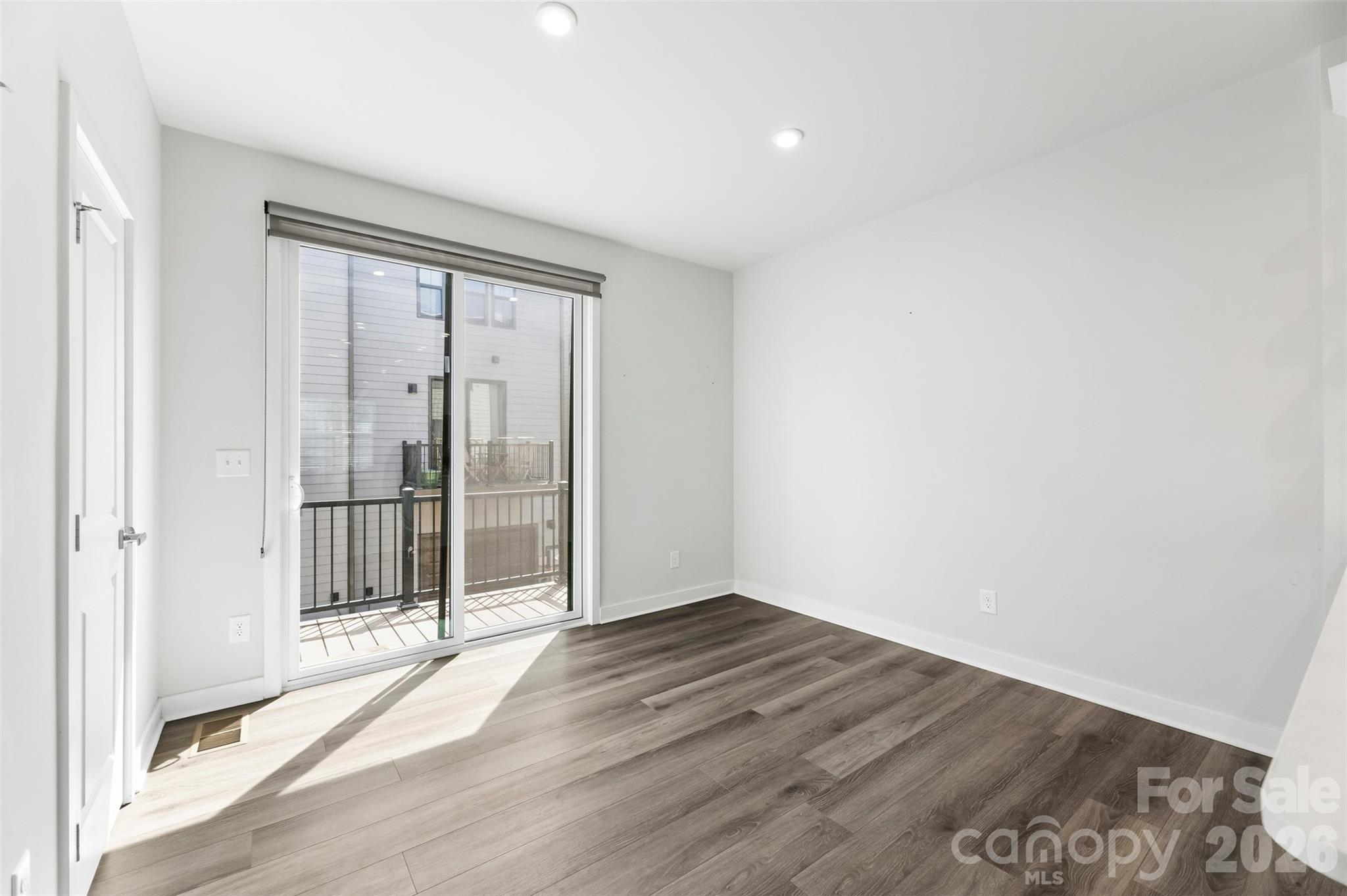 1049 Simcoe Lane Property Photo 7