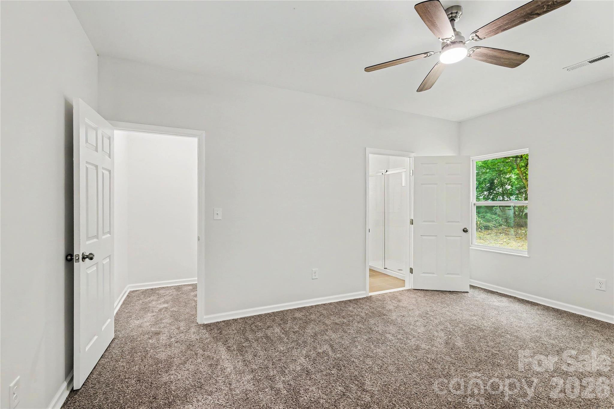 122 Johndy Avenue 4 Property Photo 14