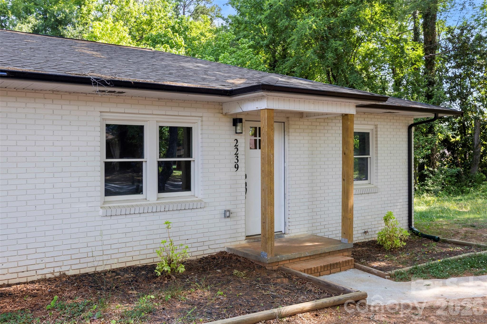 2237-2239 Catawba Heights Road Property Photo 2