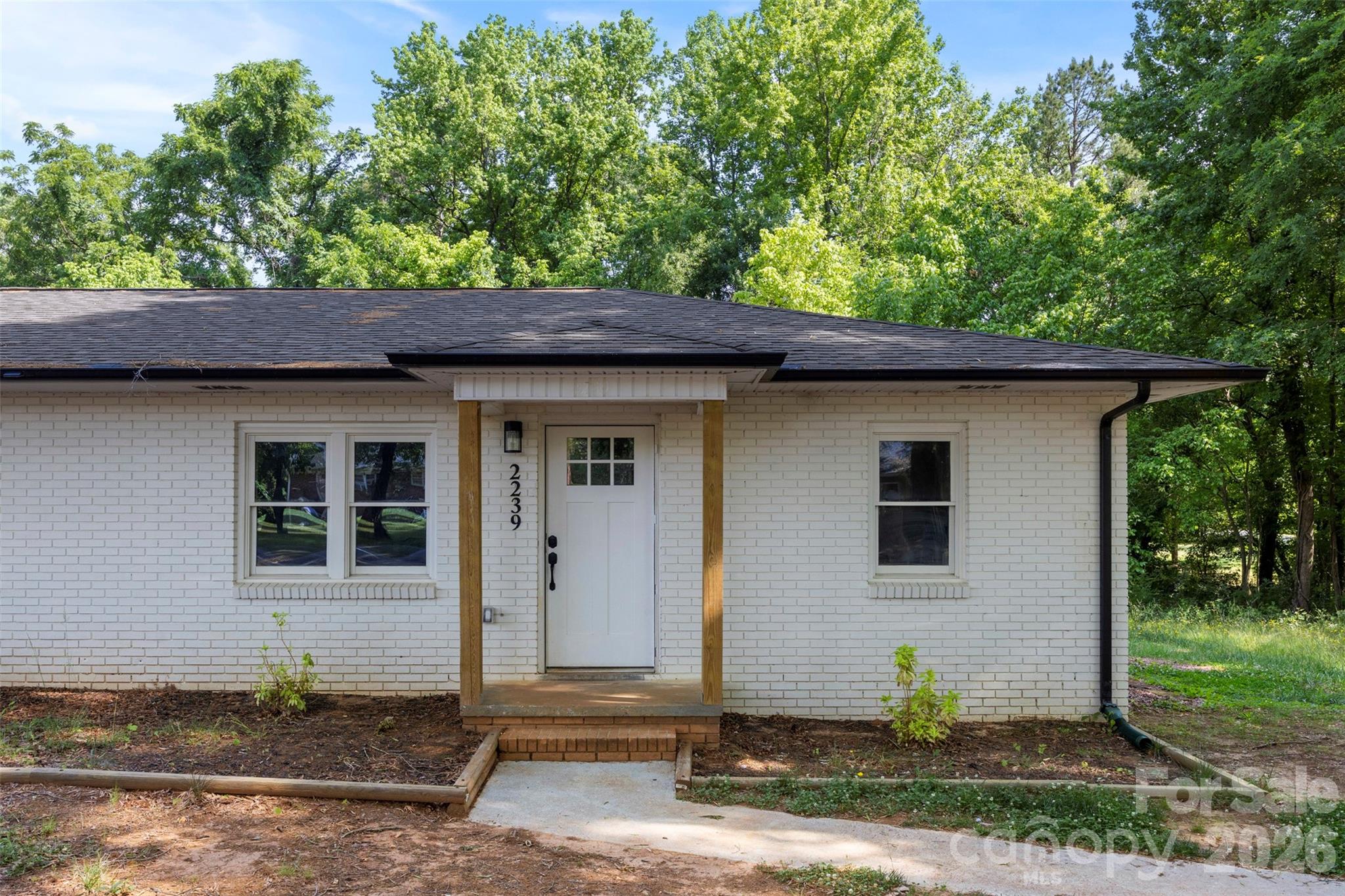 2237-2239 Catawba Heights Road Property Photo 3